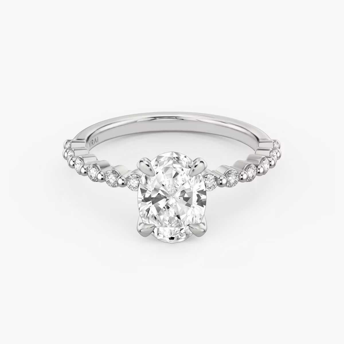 The Single Shared Prong | Oval | 18k | White Gold | bandAccent: Plain | bandStoneStyle: original | diamondOrientation: vertical | caratWeight: other