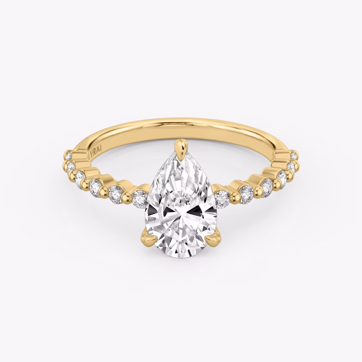 The Single Shared Prong | Pear | 18k | Yellow Gold | bandAccent: Plain | bandStoneStyle: original | diamondOrientation: vertical | caratWeight: other