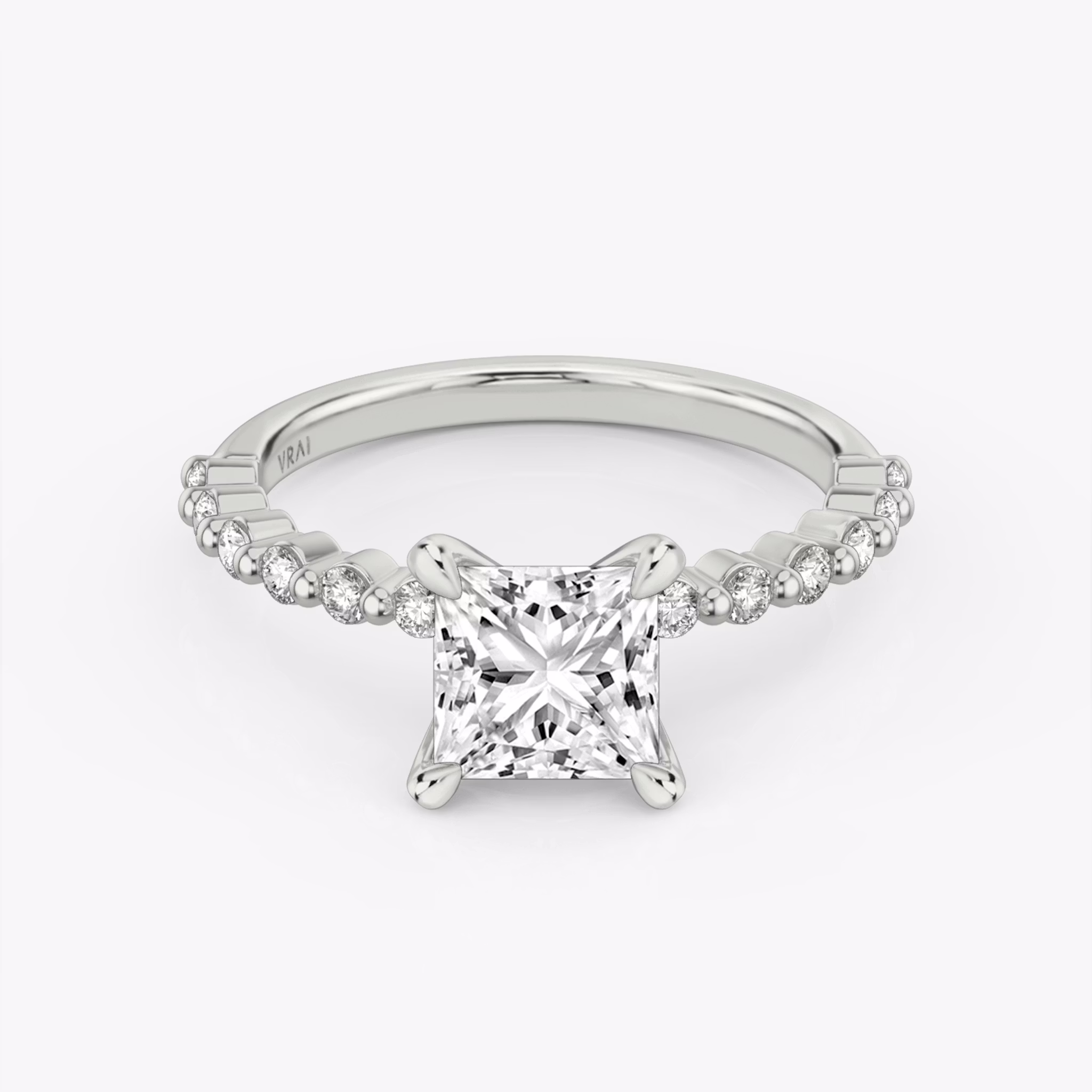 The Single Shared Prong | Princess | 18k | White Gold | bandAccent: Plain | bandStoneStyle: original | diamondOrientation: vertical | caratWeight: other