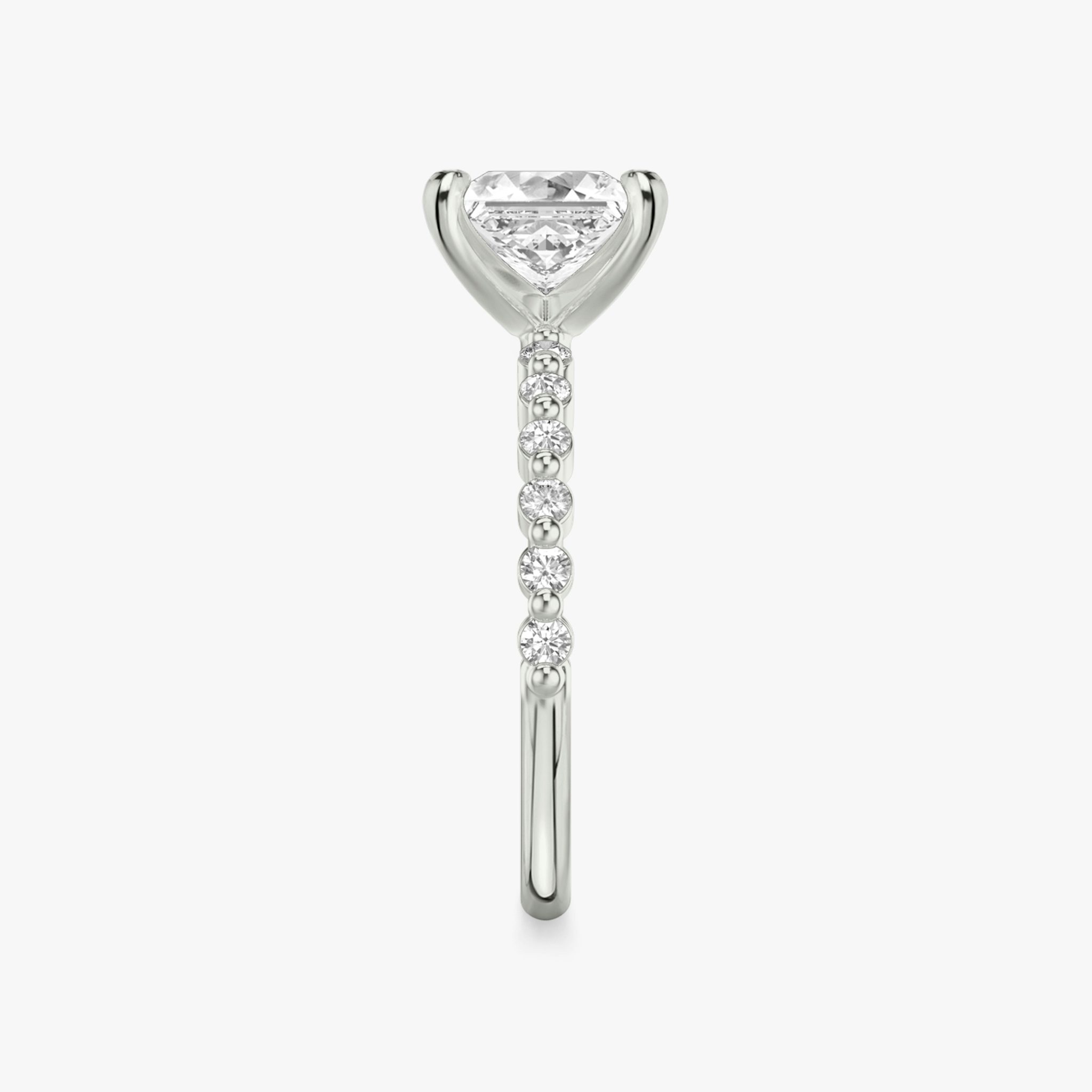 The Single Shared Prong | Princess | 18k | White Gold | bandAccent: Plain | bandStoneStyle: original | diamondOrientation: vertical | caratWeight: other