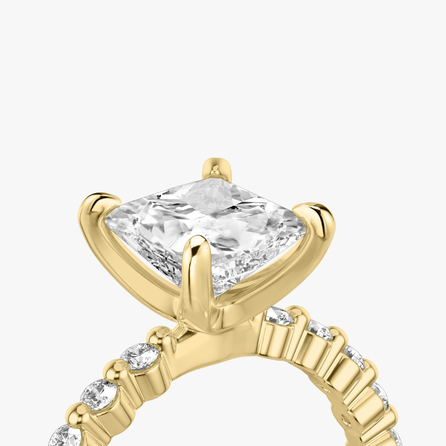 Bague de fiançailles Single Shared Prong | Princesse | 18k | Or jaune | bandAccent: Simple | bandStoneStyle: original | diamondOrientation: vertical | caratWeight: other