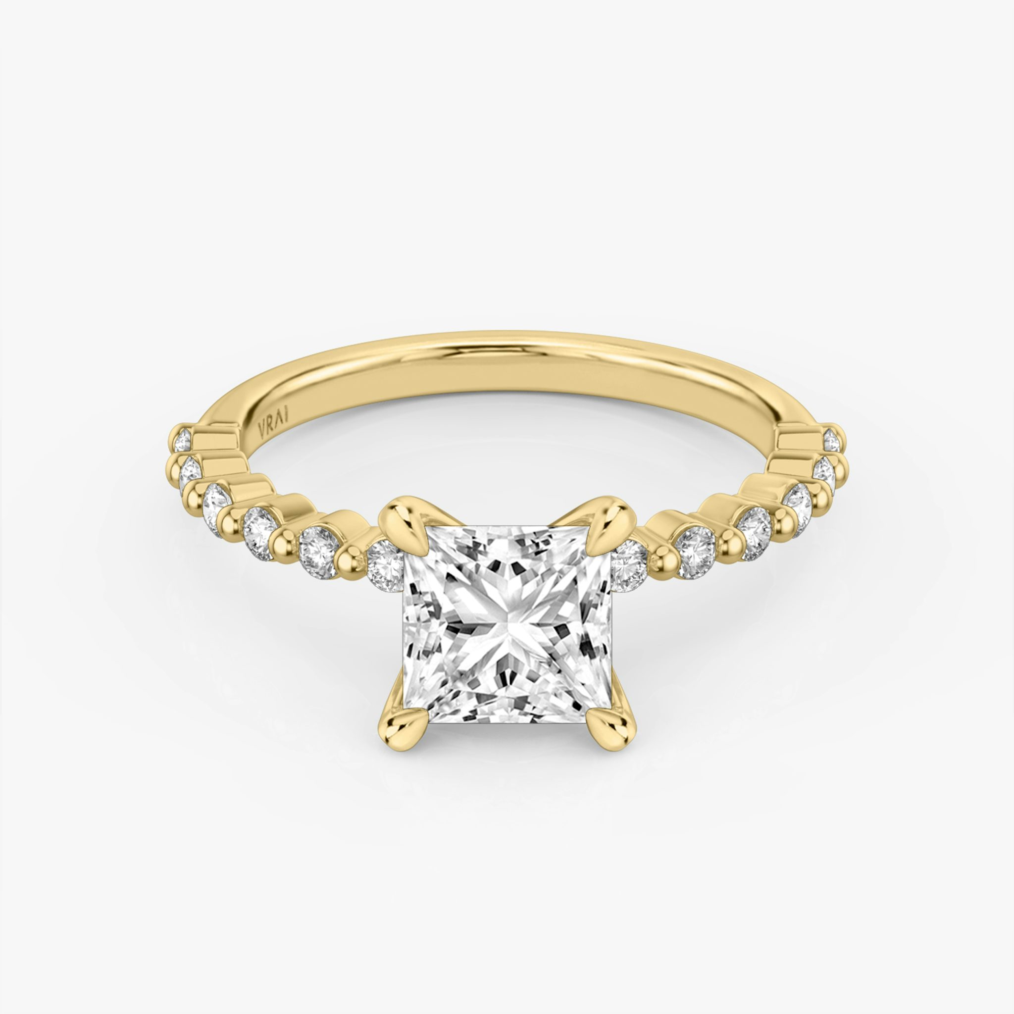 The Single Shared Prong | Princess | 18k | Yellow Gold | bandAccent: Plain | bandStoneStyle: original | diamondOrientation: vertical | caratWeight: other