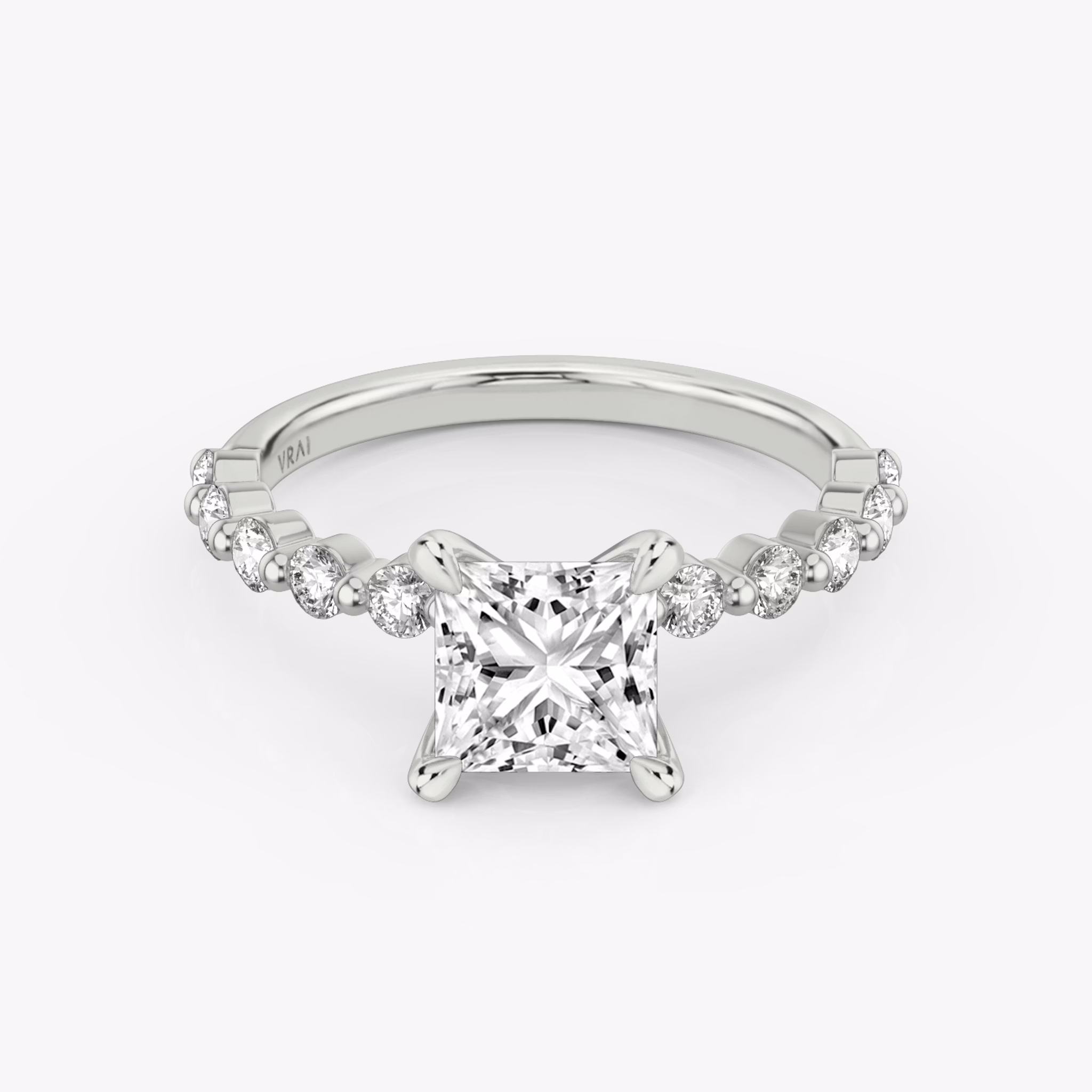 The Single Shared Prong | Princess | 18k | White Gold | bandAccent: Plain | bandStoneStyle: large | diamondOrientation: vertical | caratWeight: other