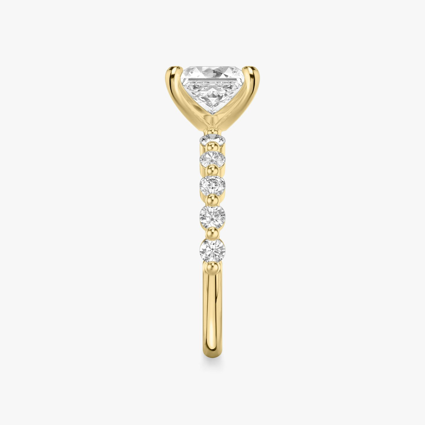 Bague de fiançailles Single Shared Prong | Princesse | 18k | Or jaune | bandAccent: Simple | bandStoneStyle: large | diamondOrientation: vertical | caratWeight: other