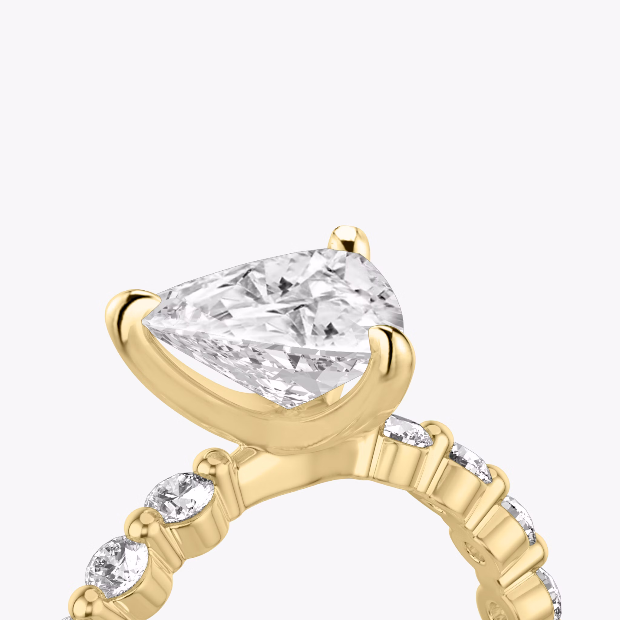 The Single Shared Prong | Trillion | 18k | Yellow Gold | bandAccent: Plain | bandStoneStyle: large | diamondOrientation: vertical | caratWeight: other