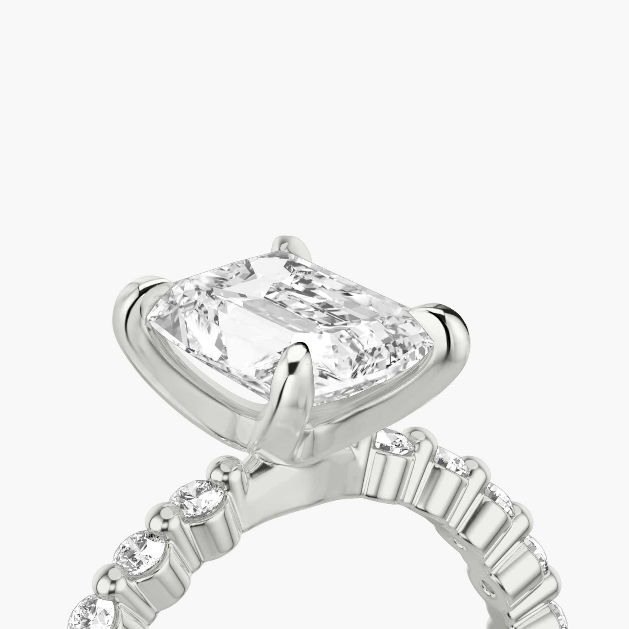 The Single Shared Prong | Radiant | 18k | White Gold | bandAccent: Plain | bandStoneStyle: original | diamondOrientation: vertical | caratWeight: other