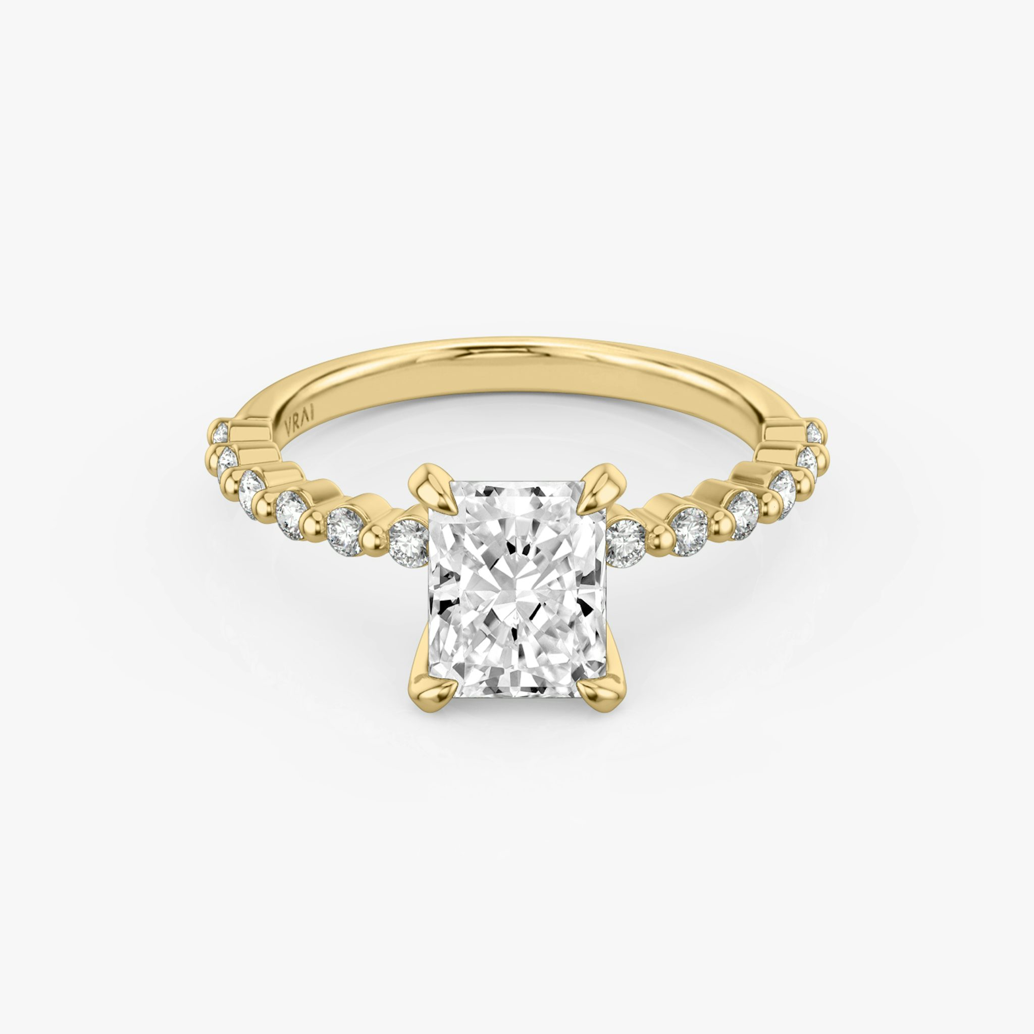 The Single Shared Prong | Radiant | 18k | Yellow Gold | bandAccent: Plain | bandStoneStyle: original | diamondOrientation: vertical | caratWeight: other