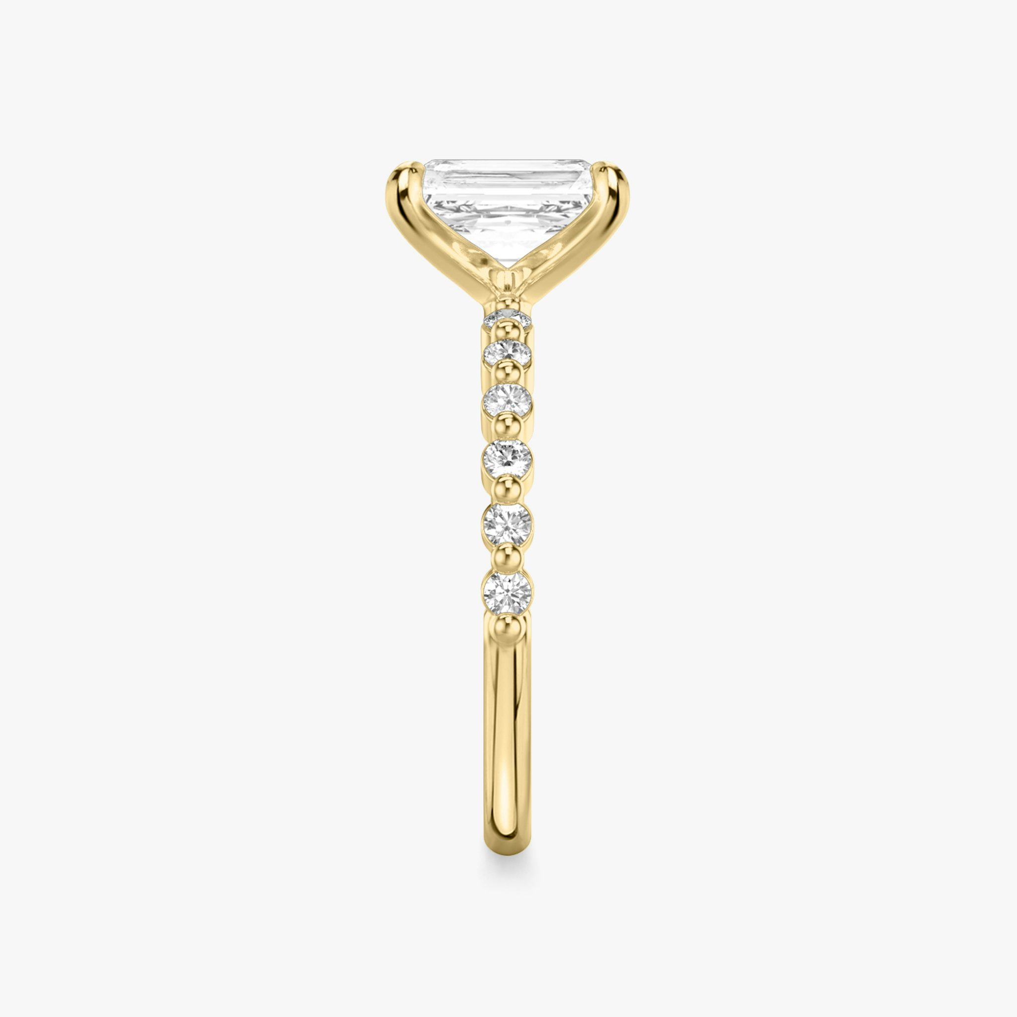 The Single Shared Prong | Radiant | 18k | Yellow Gold | bandAccent: Plain | bandStoneStyle: original | diamondOrientation: vertical | caratWeight: other