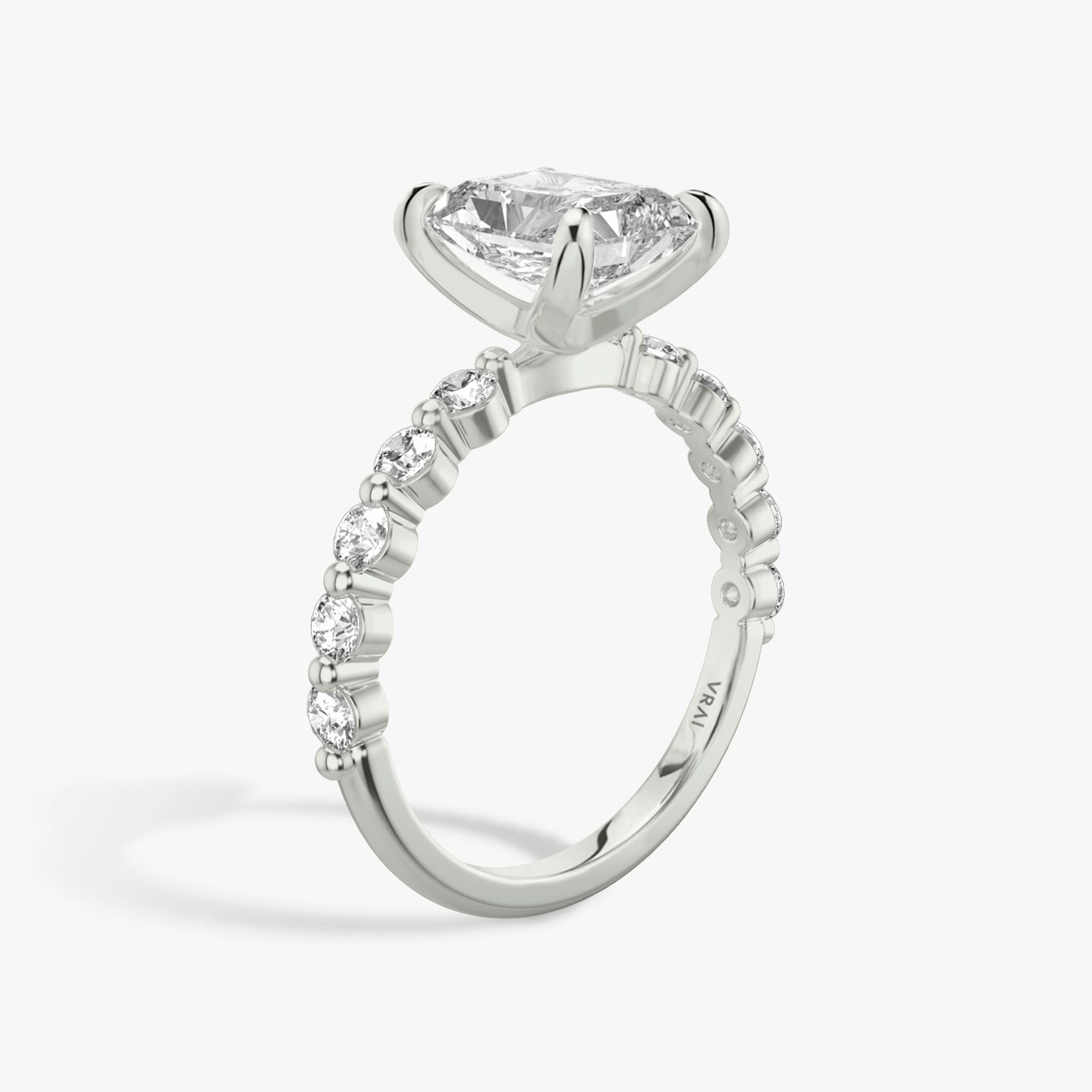 The Single Shared Prong | Radiant | 18k | White Gold | bandAccent: Plain | bandStoneStyle: large | diamondOrientation: vertical | caratWeight: other