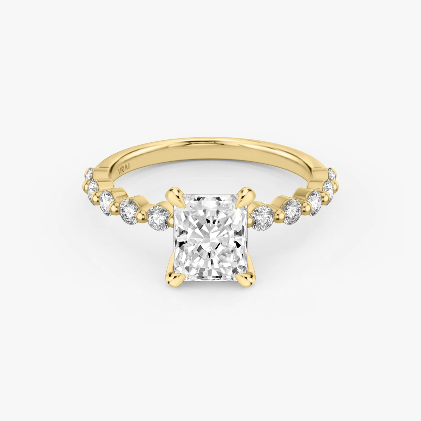 The Single Shared Prong | Radiant | 18k | Yellow Gold | bandAccent: Plain | bandStoneStyle: large | diamondOrientation: vertical | caratWeight: other