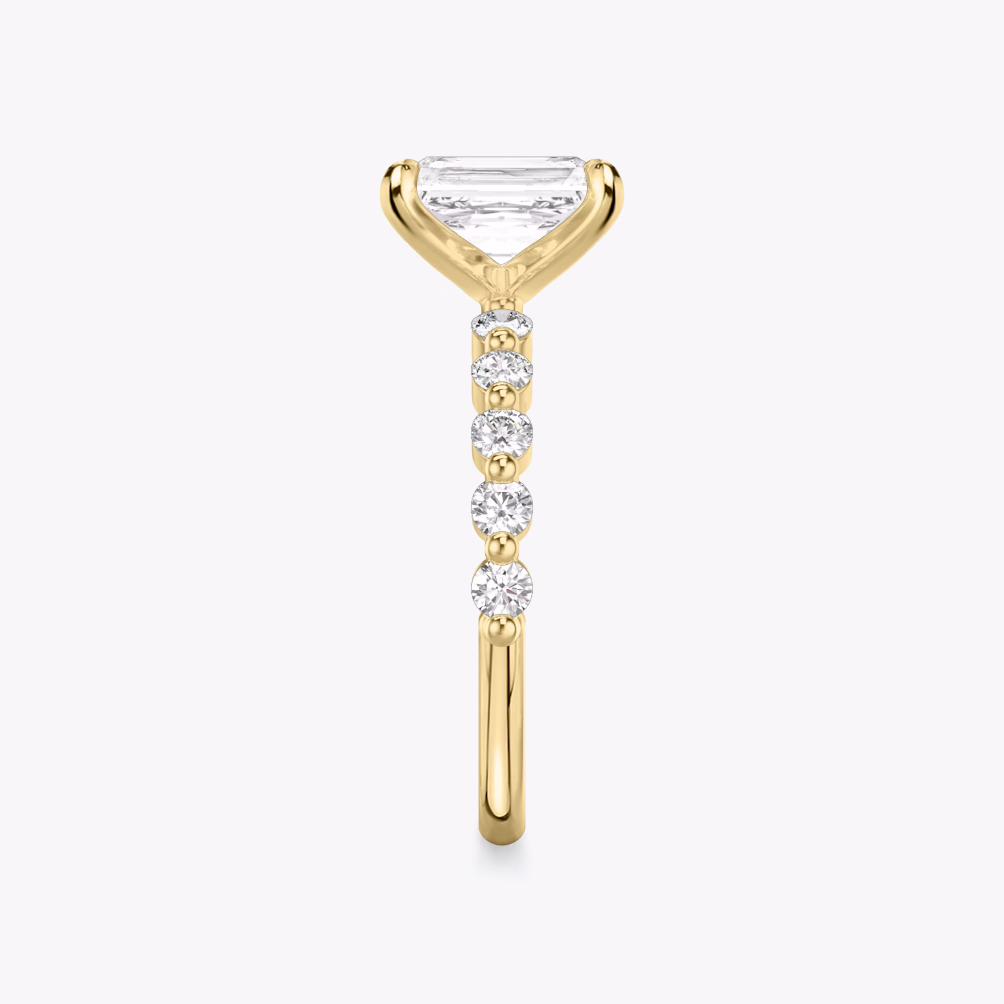 The Single Shared Prong | Radiant | 18k | Yellow Gold | bandAccent: Plain | bandStoneStyle: large | diamondOrientation: vertical | caratWeight: other