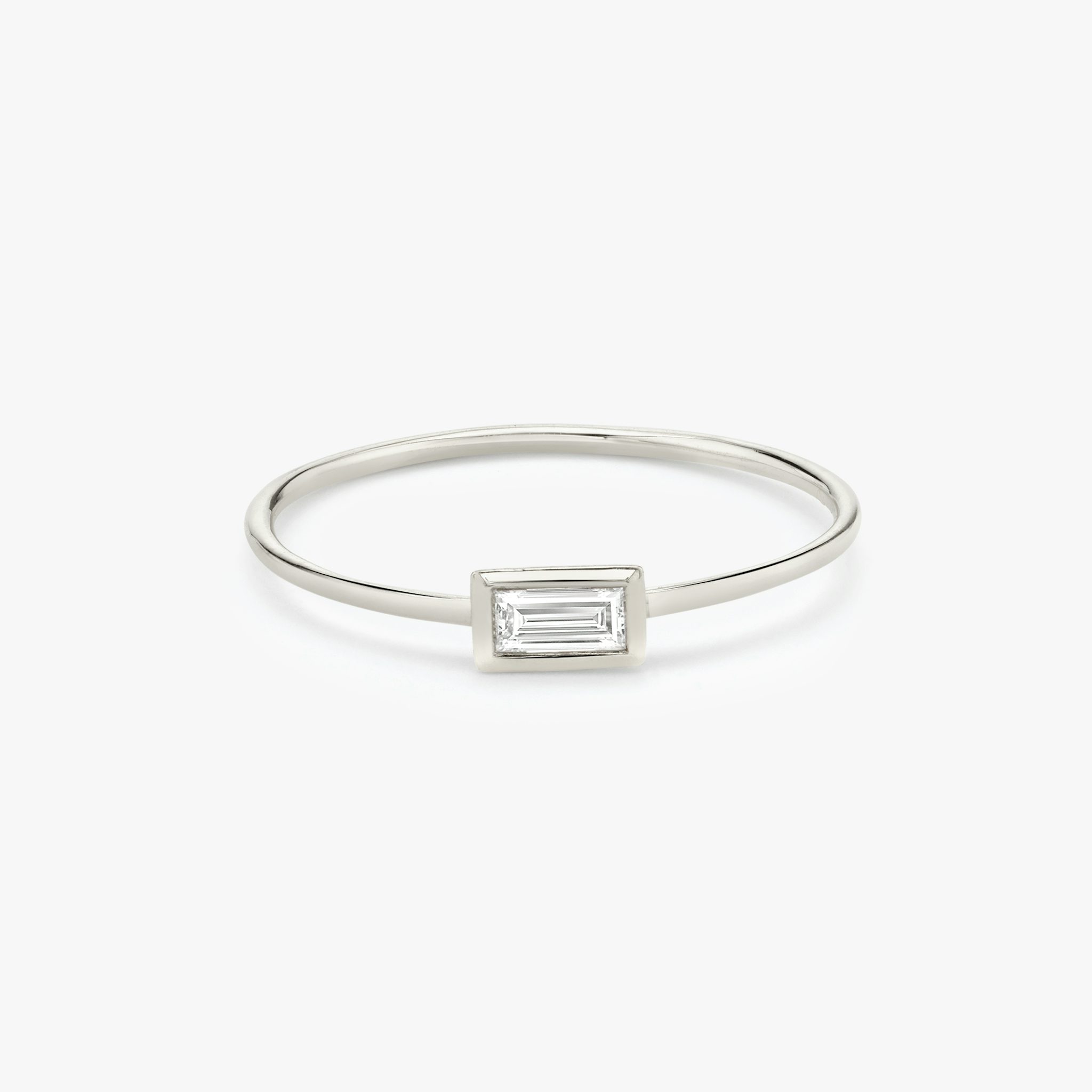 Knife-Edge Bezel Ring | Baguette | 14k | White Gold