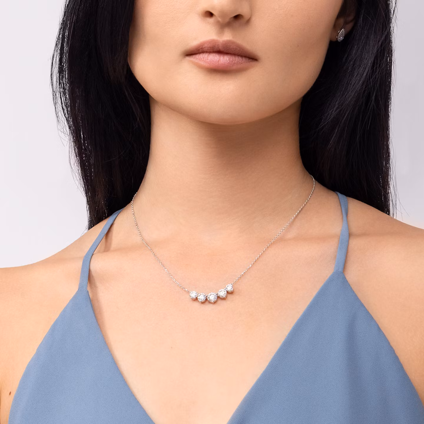 Arc Necklace | Round Brilliant | 14k | Yellow Gold | diamondCount: 5 | diamondSize: large | chainLength: 16-18