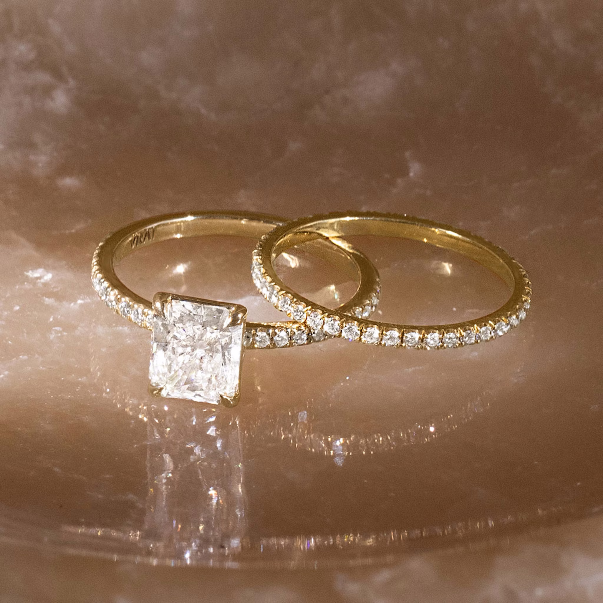 The Classic | Radiant | 18k | Yellow Gold | bandAccent: Pavé | bandWidth: standard | diamondOrientation: vertical | caratWeight: other