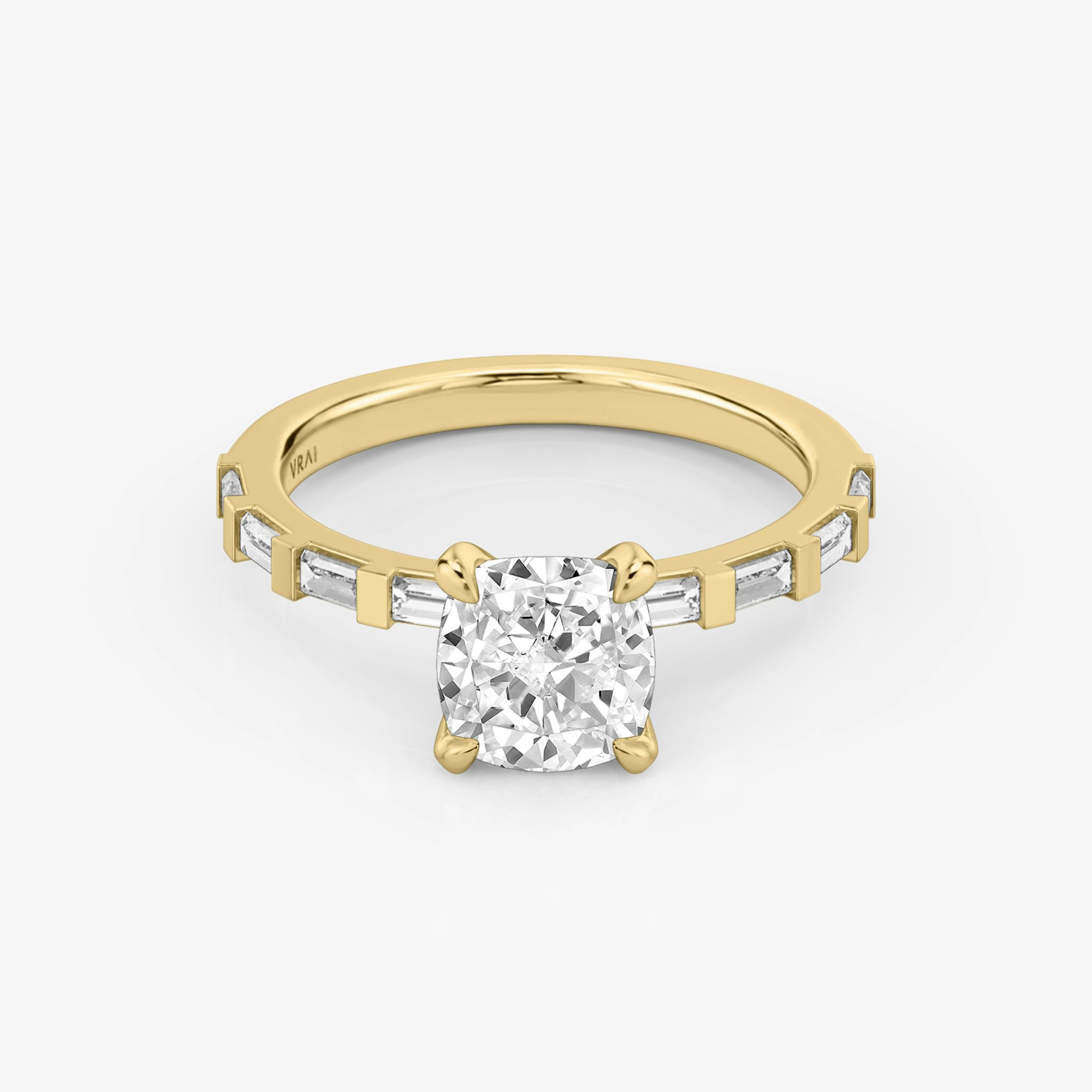 The Baguette Bar | Cushion | 18k | Yellow Gold | bandAccent: Pavé | diamondOrientation: vertical | caratWeight: other