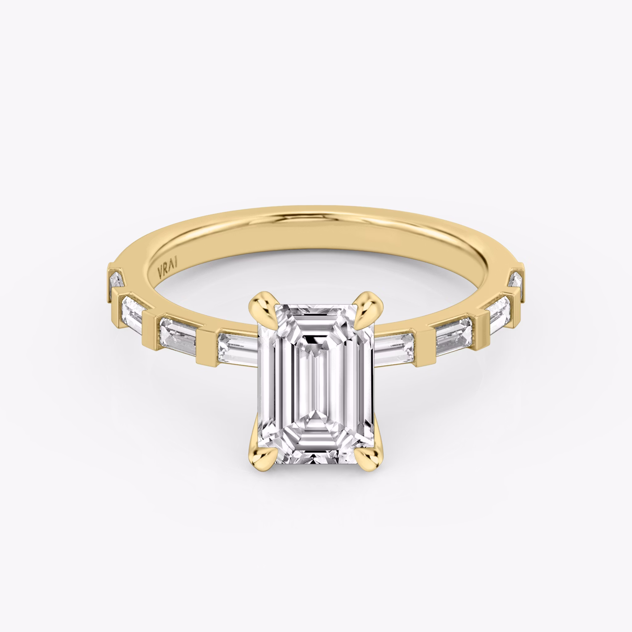 The Baguette Bar | Emerald | 18k | Yellow Gold | bandAccent: Pavé | diamondOrientation: vertical | caratWeight: other