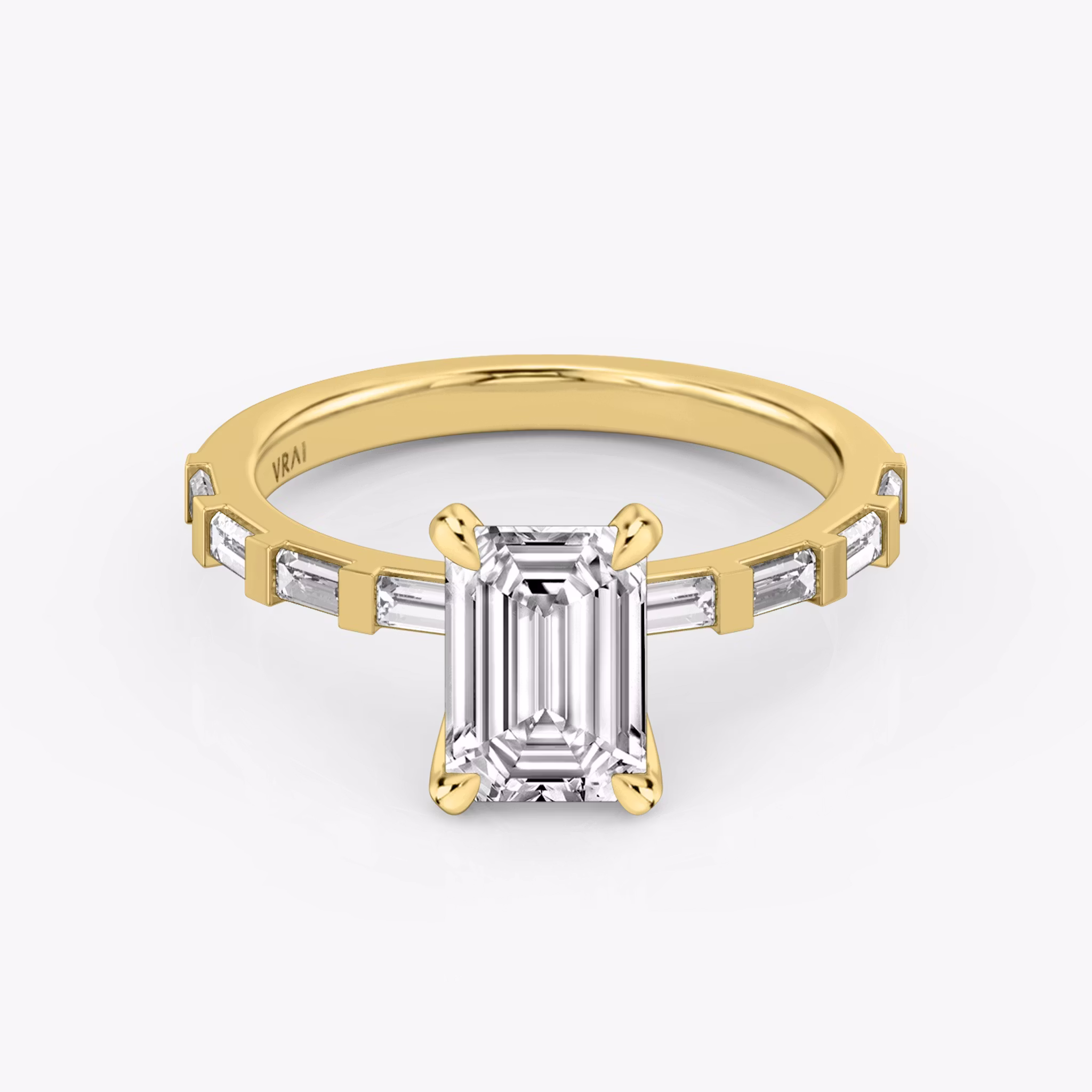 The Baguette Bar Emerald | Yellow Gold