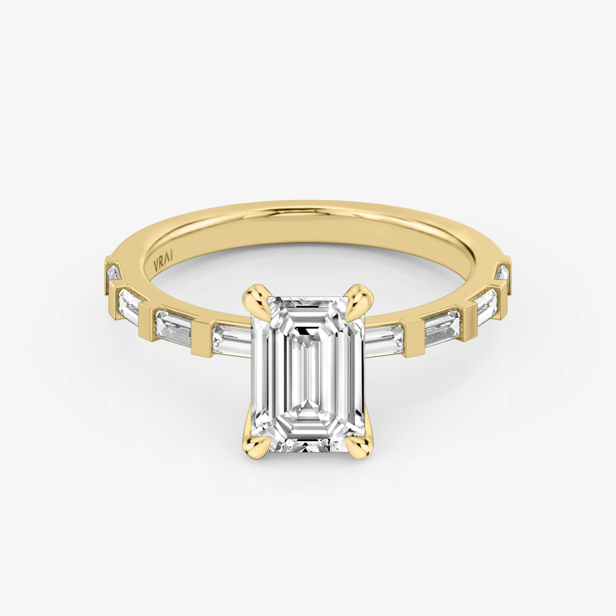 The Baguette Bar | Emerald | 18k | Yellow Gold | bandAccent: Pavé | diamondOrientation: vertical | caratWeight: other