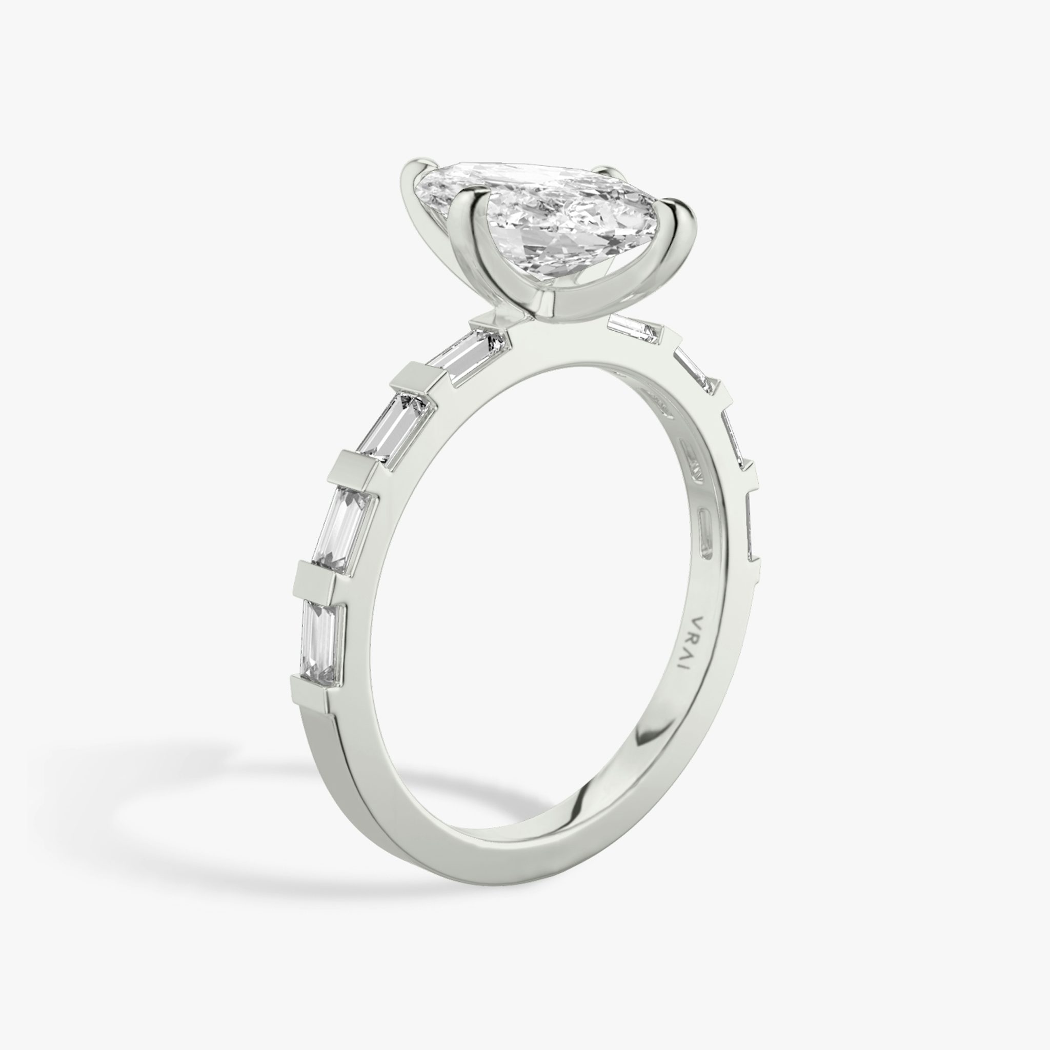 The Baguette Bar | Marquise | 18k | White Gold | bandAccent: Pavé | diamondOrientation: vertical | caratWeight: other