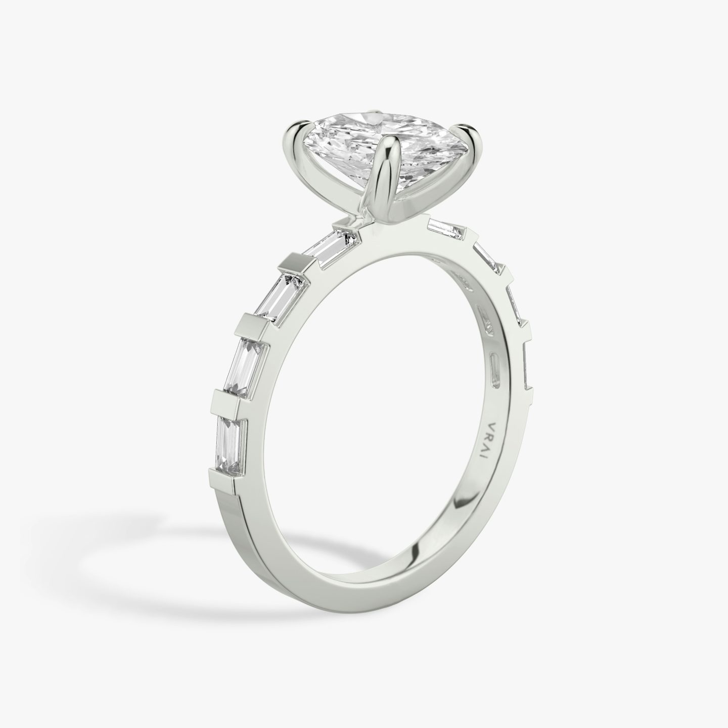 Baguette Bar | Oval | Platin | bandAccent: Mit Pavé-Besatz | diamondOrientation: vertical | caratWeight: other
