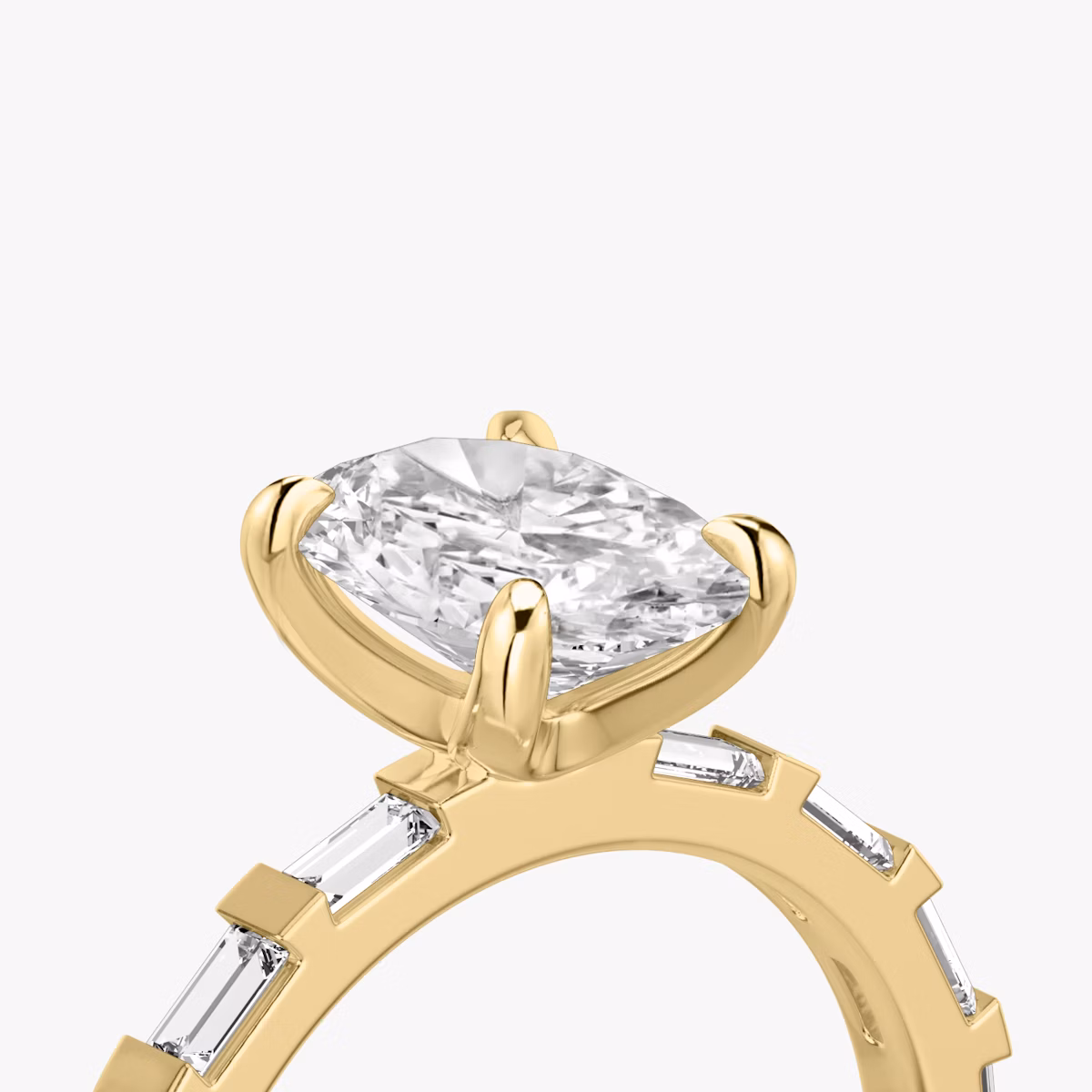 The Baguette Bar | Oval | 18k | Yellow Gold | bandAccent: Pavé | diamondOrientation: vertical | caratWeight: other