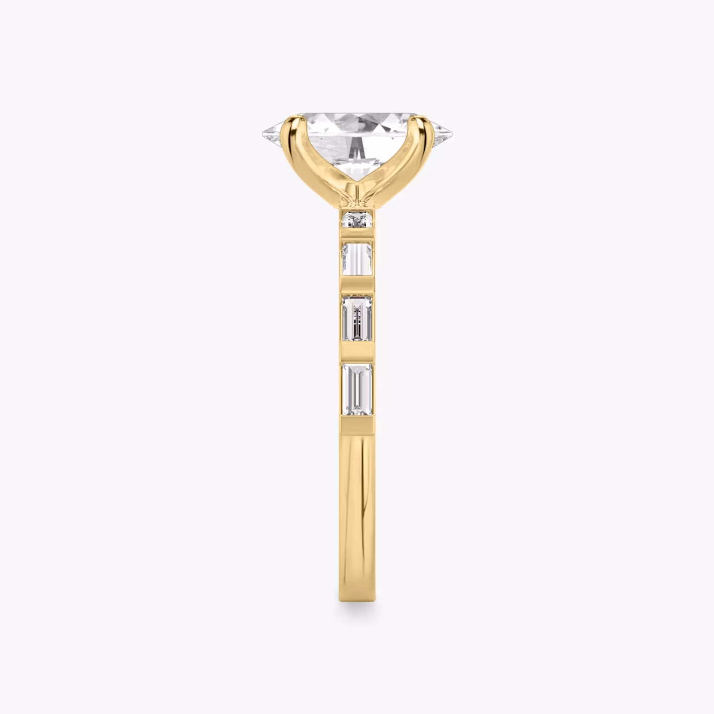 The Baguette Bar | Oval | 18k | Yellow Gold | bandAccent: Pavé | diamondOrientation: vertical | caratWeight: other