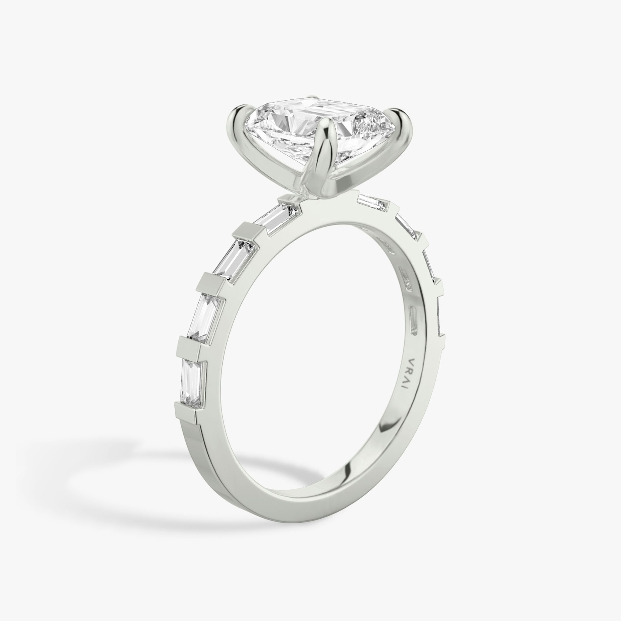 The Baguette Bar | Radiant | Platinum | bandAccent: Pavé | diamondOrientation: vertical | caratWeight: other