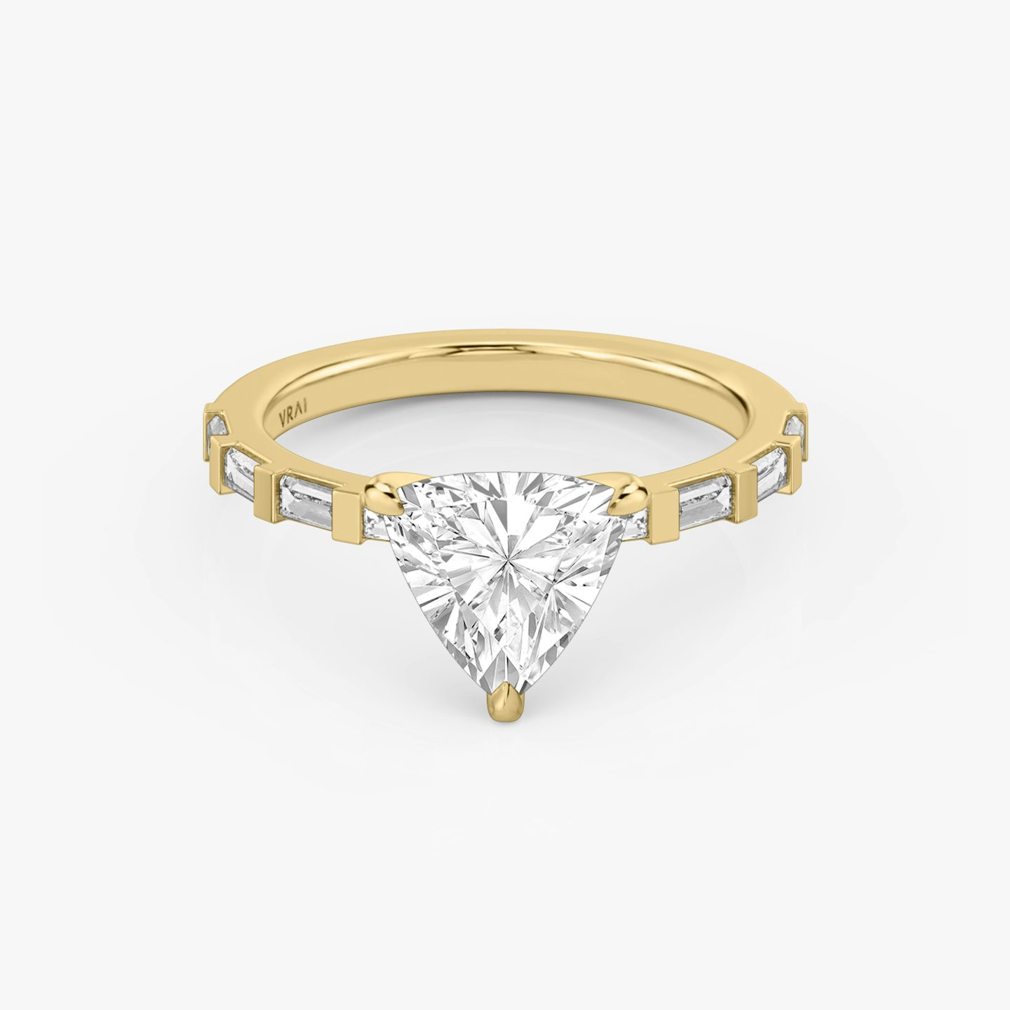 The Baguette Bar | Trillion | 18k | Yellow Gold | bandAccent: Pavé | diamondOrientation: vertical | caratWeight: other
