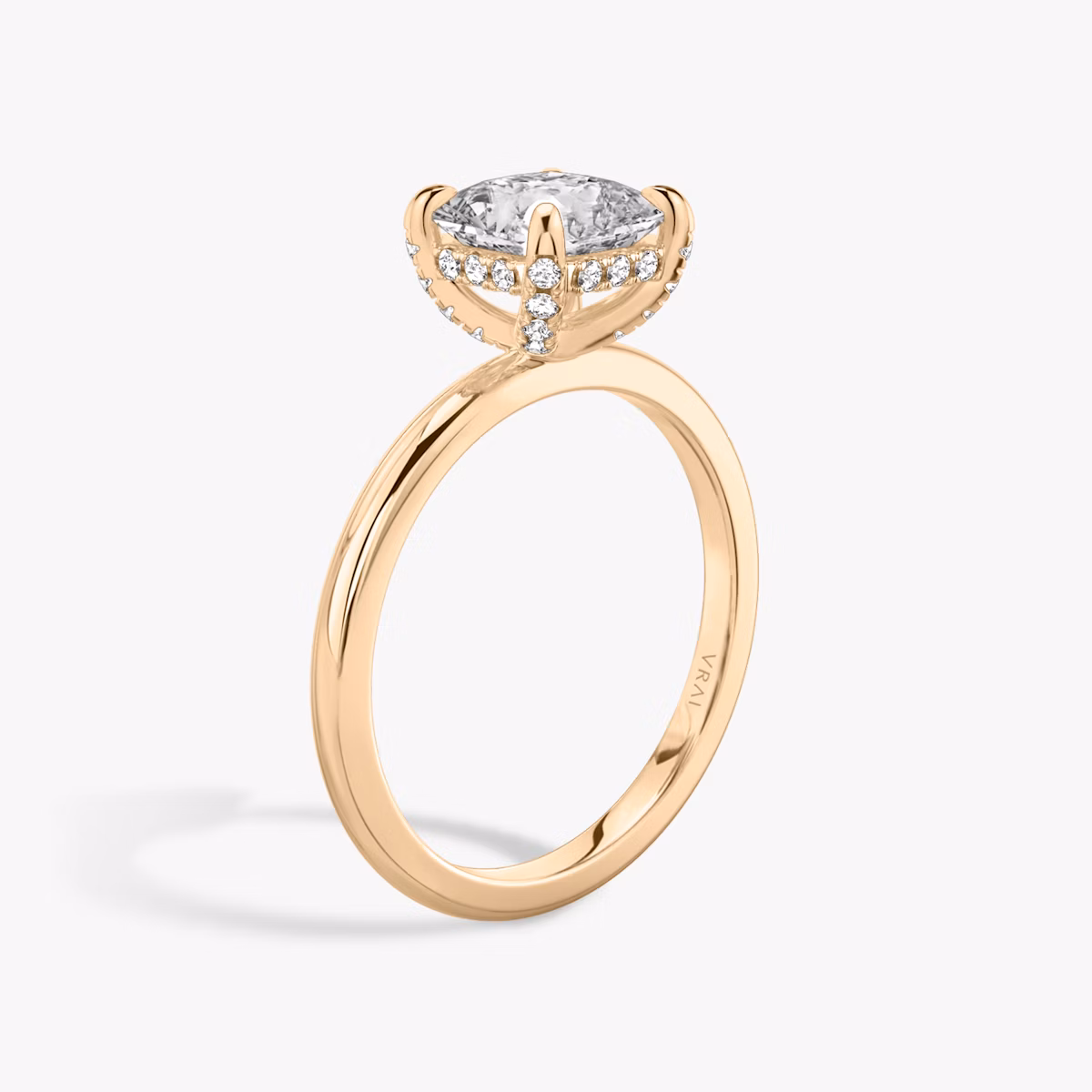 Classic Hidden Halo | Asscher | 14k | Roségold | bandAccent: Ohne Pavé-Besatz | bandWidth: standard | prongStyle: Mit Pavé-Besatz | diamondOrientation: vertical | caratWeight: other