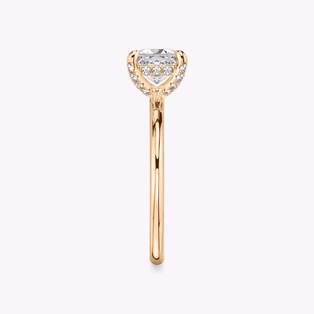 Classic Hidden Halo | Asscher | 14k | Roségold | bandAccent: Ohne Pavé-Besatz | bandWidth: standard | prongStyle: Mit Pavé-Besatz | diamondOrientation: vertical | caratWeight: other