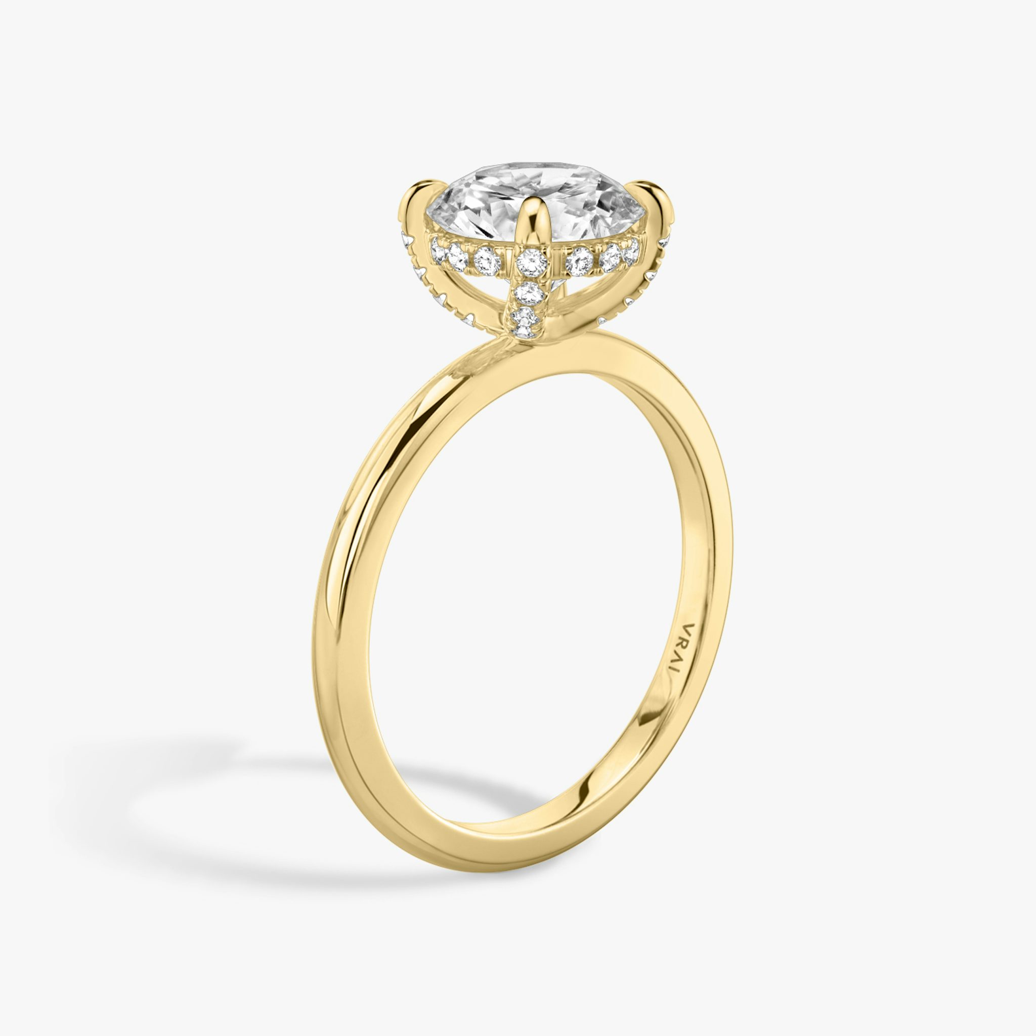 Classic Hidden Halo | Rund | 18k | Gelbgold | bandAccent: Ohne Pavé-Besatz | bandWidth: standard | caratWeight: 1.0ct | prongStyle: Mit Pavé-Besatz | diamondOrientation: vertical