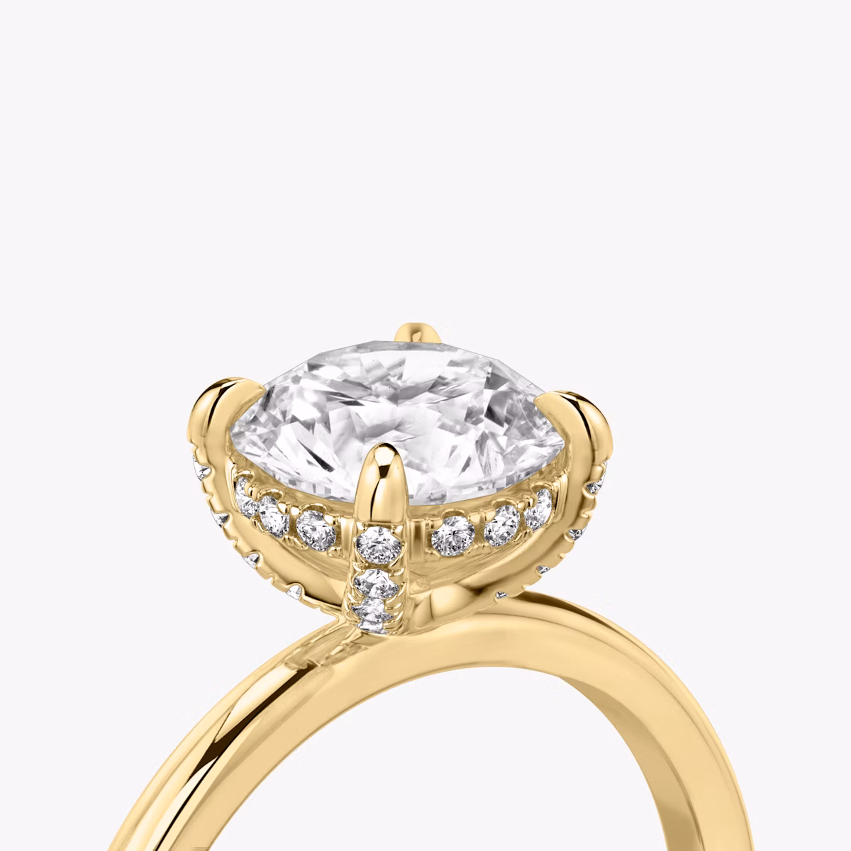 Classic Hidden Halo | Rund | 18k | Gelbgold | bandAccent: Ohne Pavé-Besatz | bandWidth: standard | caratWeight: 2.0ct | prongStyle: Mit Pavé-Besatz | diamondOrientation: vertical