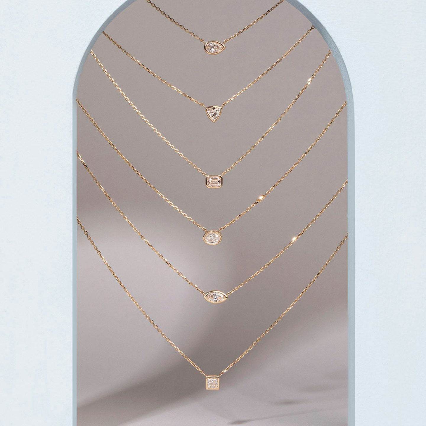 Collar Bezel Solitario | Trillón | 14k | Oro rosa | caratWeight: 0.25ct