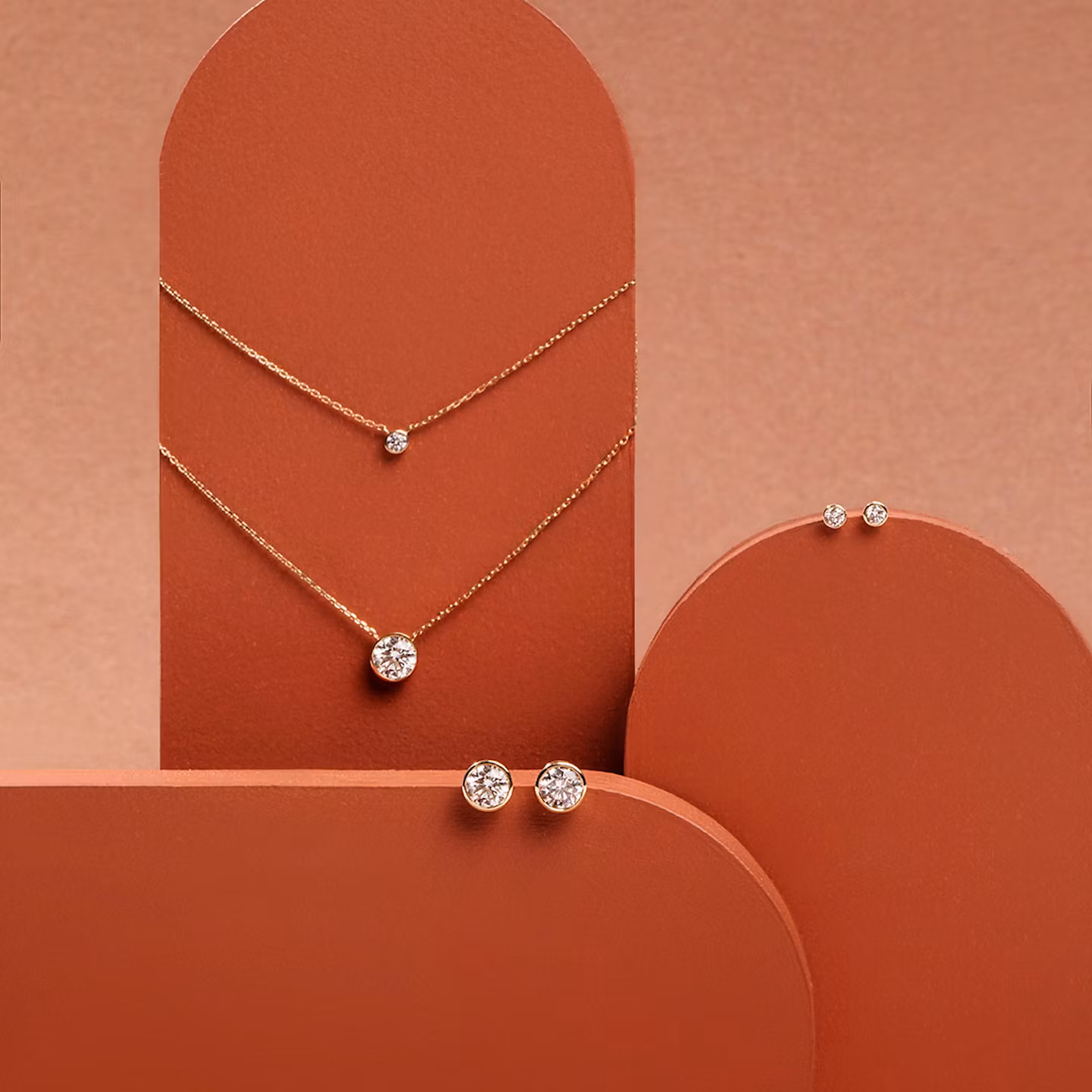 Bezel Solitaire Stud | Round Brilliant | 14k | Rose Gold | caratWeight: 0.75ct