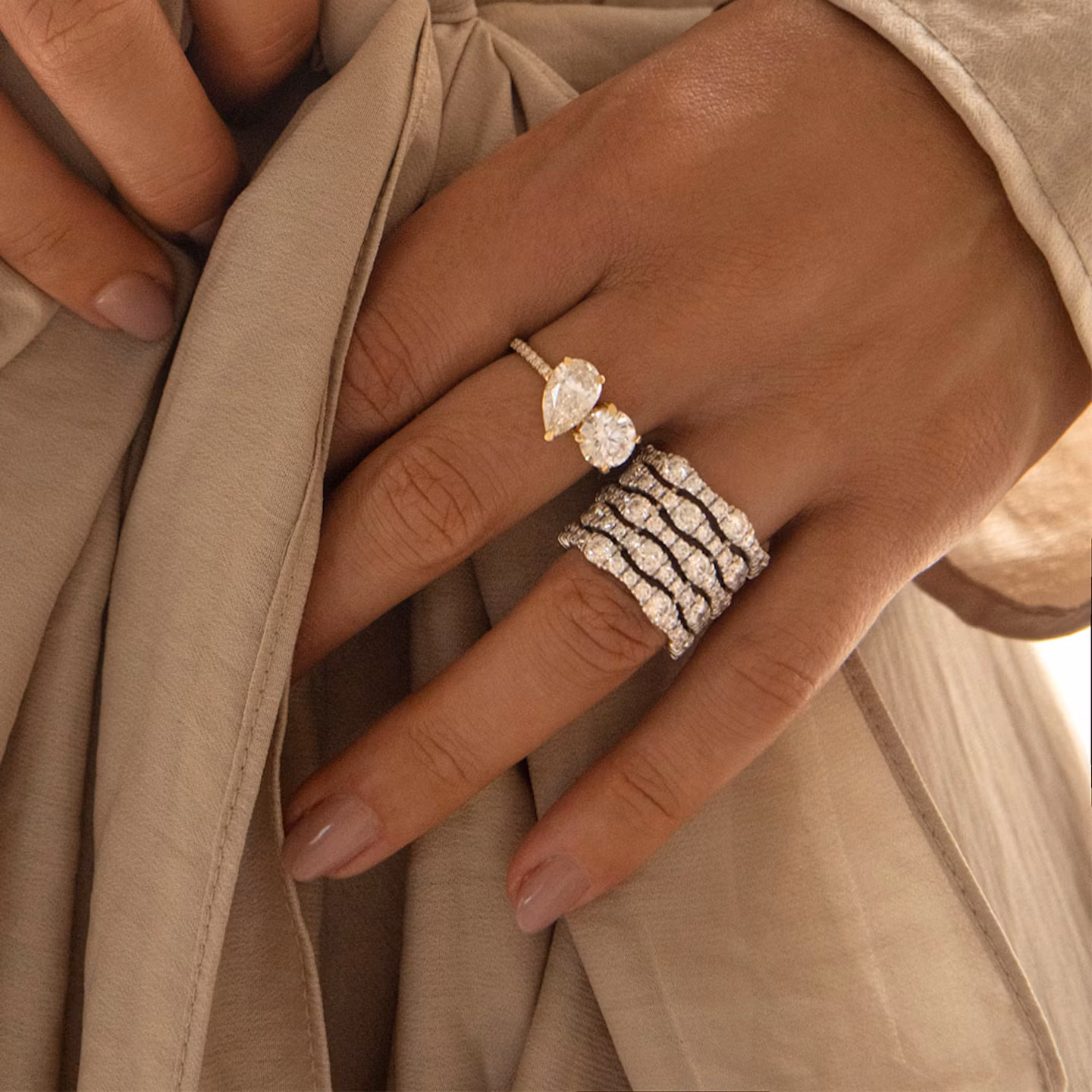 The Toi et Moi | Round Brilliant and Pear | 18k | White Gold | bandAccent: Pavé | diamondOrientation: vertical | caratWeight: other