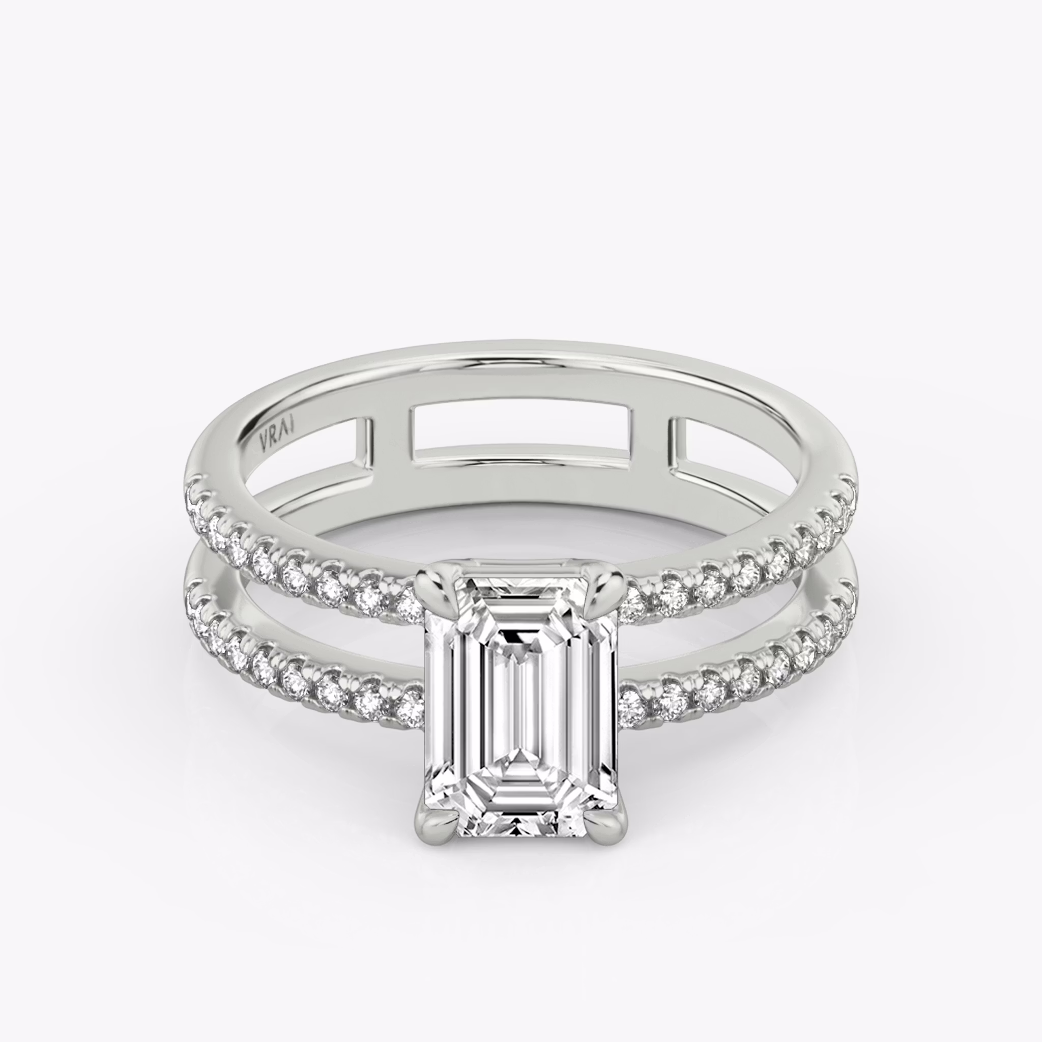 The Double Band | Emerald | 18k | White Gold | bandAccent: Pavé | bandStoneShape: Round Brilliant | diamondOrientation: vertical | caratWeight: other