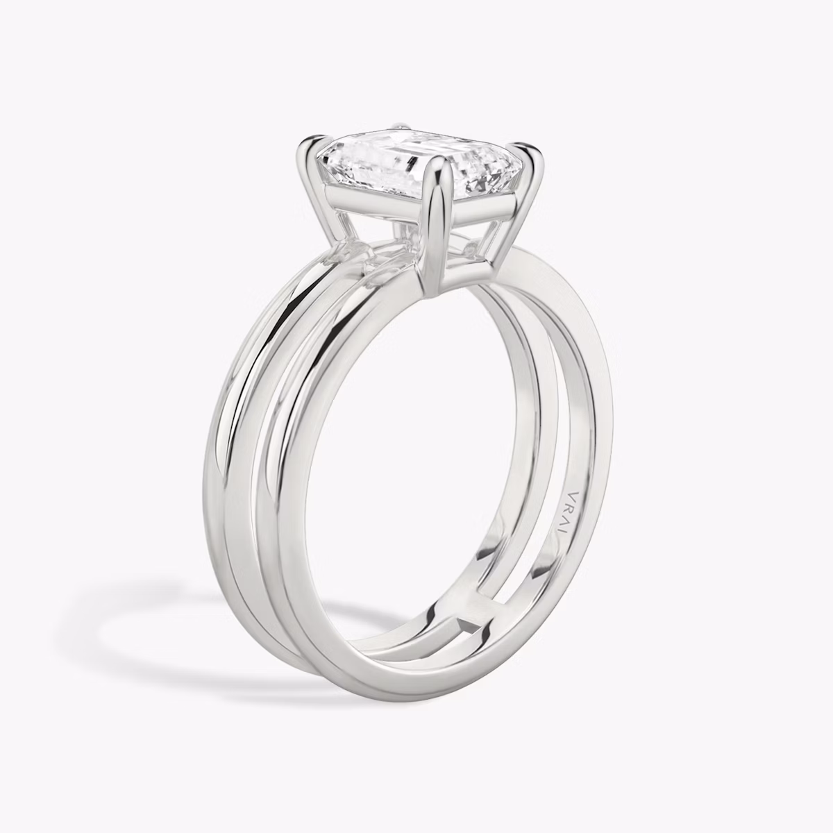 The Double Band | Emerald | Platinum | bandAccent: Plain | diamondOrientation: vertical | caratWeight: other