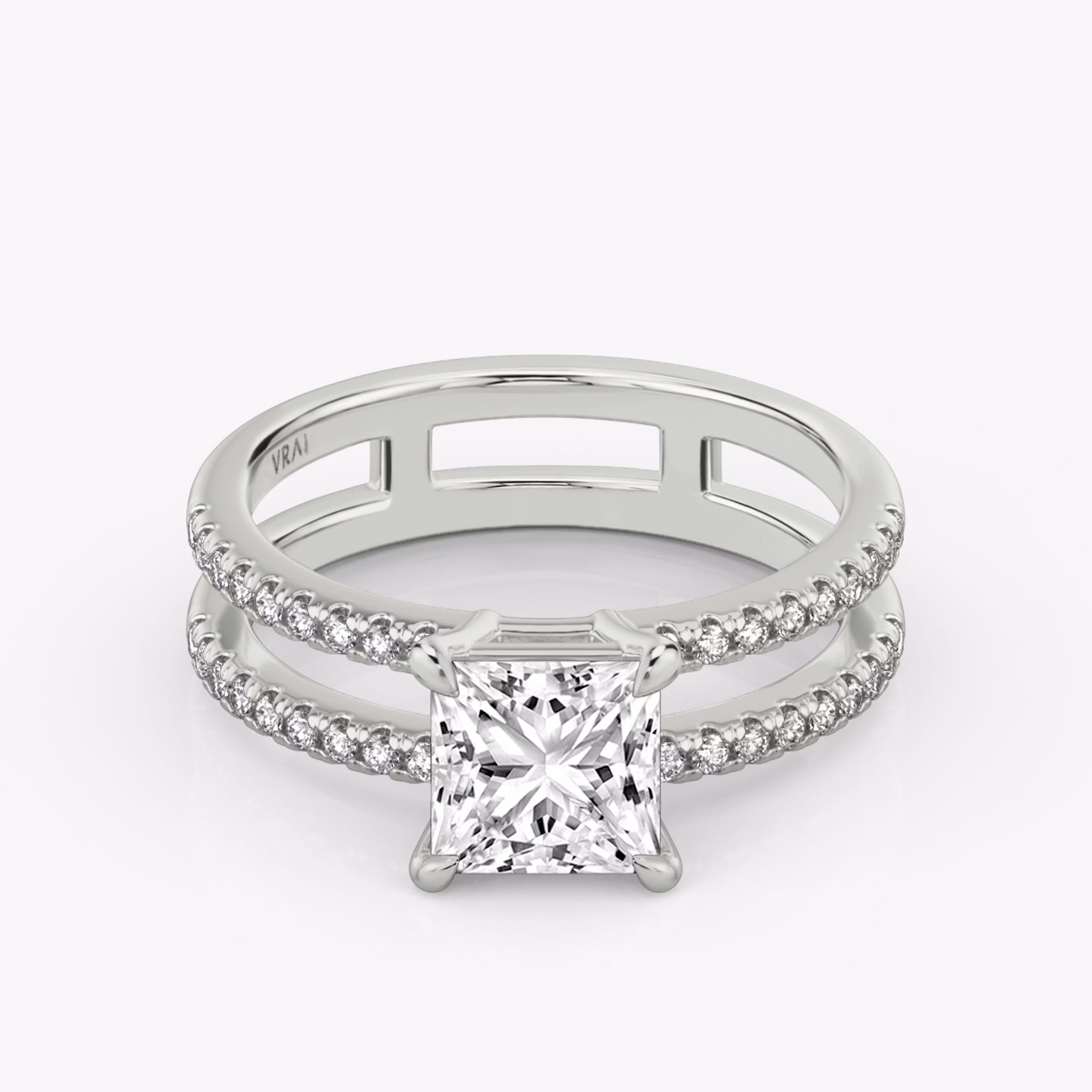 The Double Band | Princess | Platinum | bandAccent: Pavé | bandStoneShape: Round Brilliant | diamondOrientation: vertical | caratWeight: other