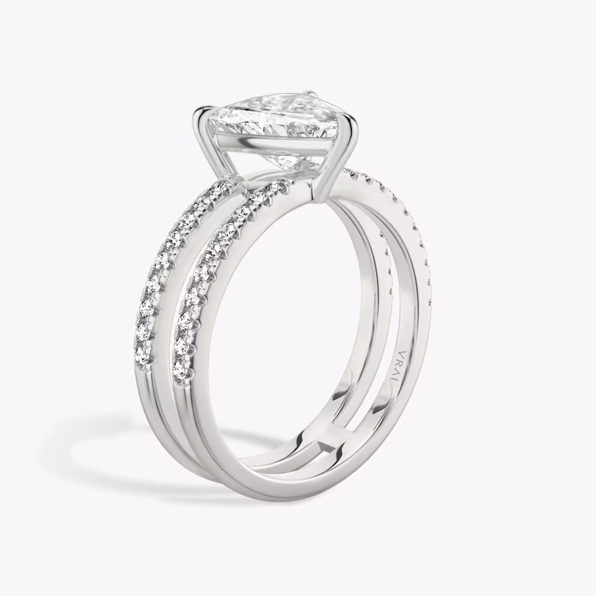 The Double Band | Trillion | 18k | White Gold | bandAccent: Pavé | bandStoneShape: Round Brilliant | diamondOrientation: vertical | caratWeight: other