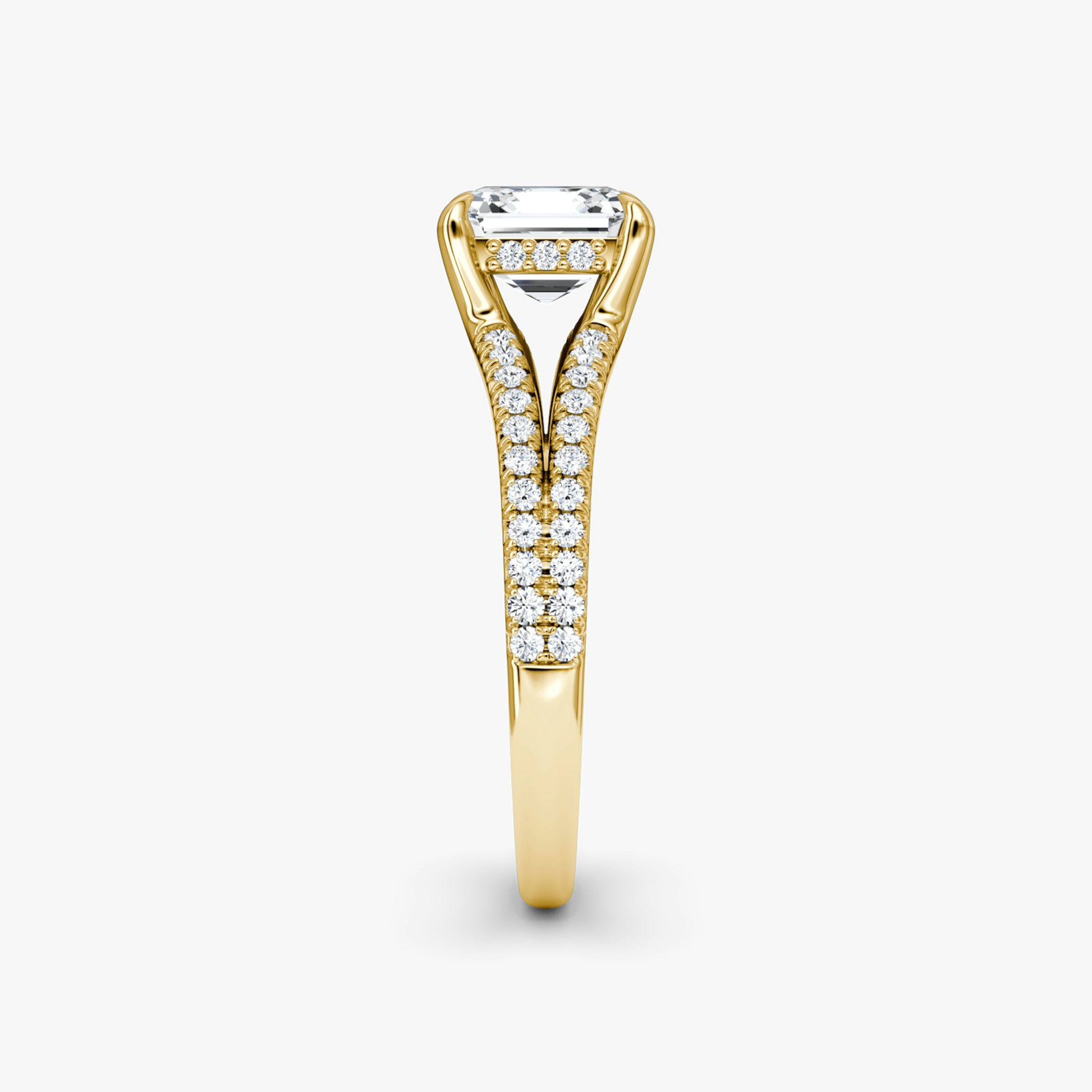 The Floating Split Band | Asscher | 18k | Yellow Gold | bandAccent: Pavé | diamondOrientation: vertical | caratWeight: other