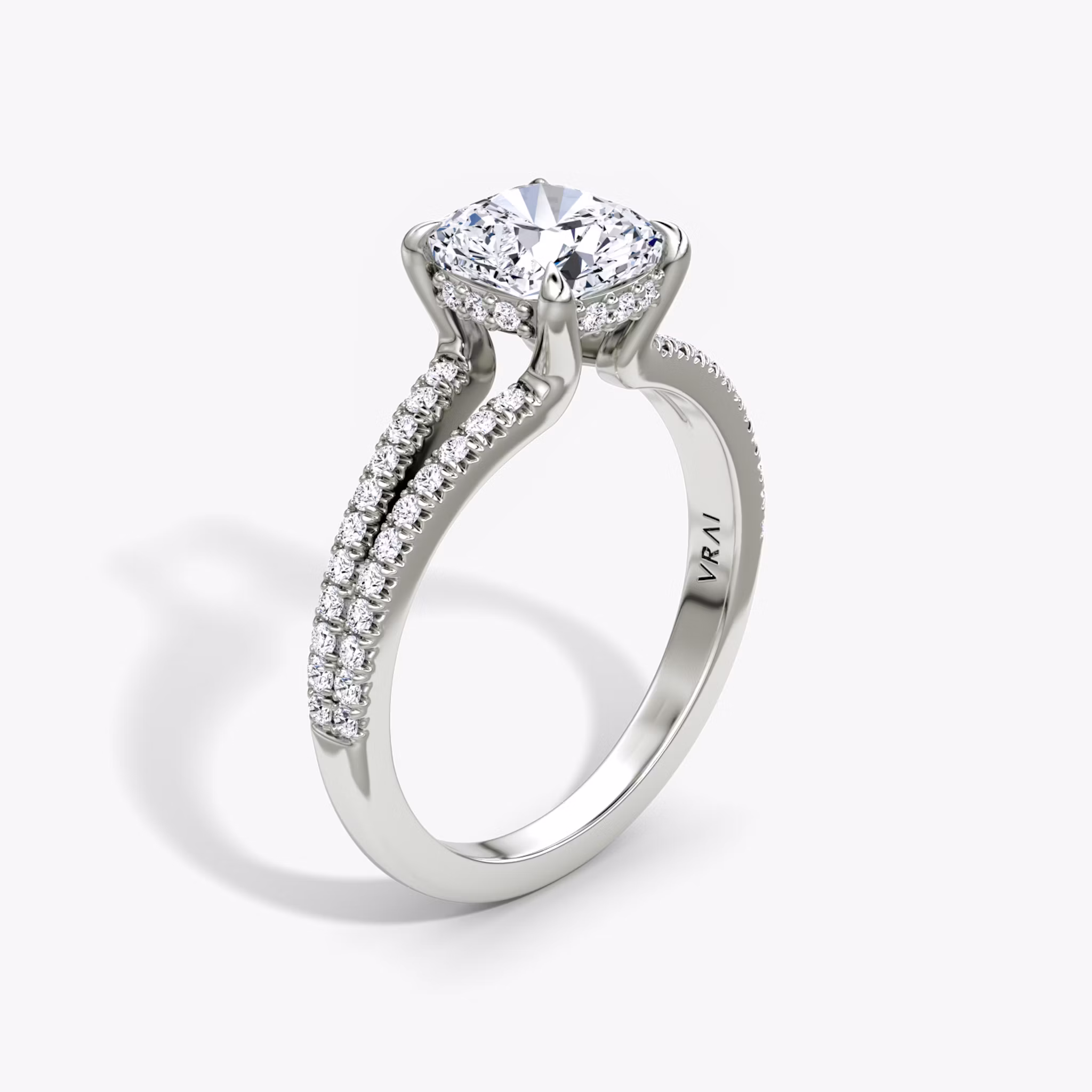 Floating Split Band Cushion | Platinum