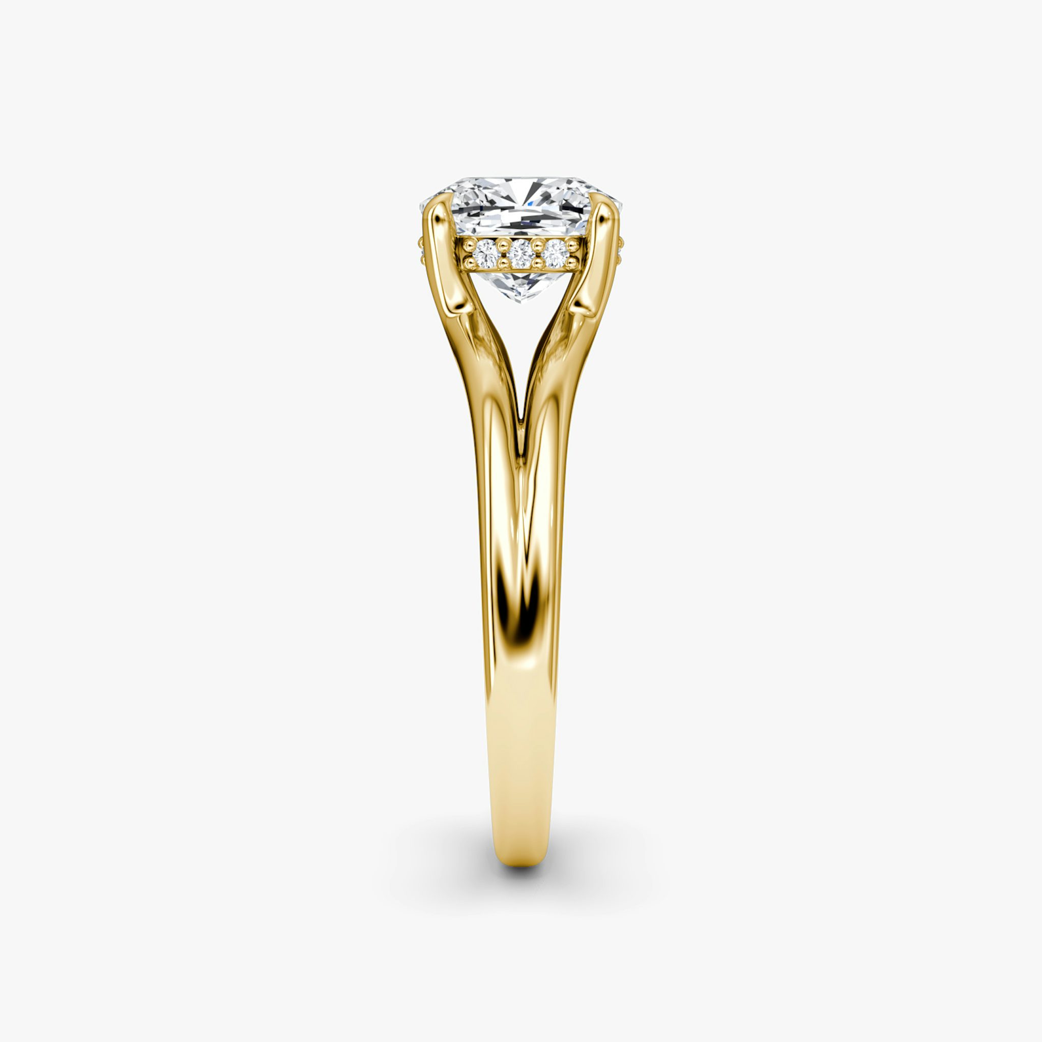 The Floating Split Band | Cushion | 18k | Yellow Gold | bandAccent: Plain | diamondOrientation: vertical | caratWeight: other