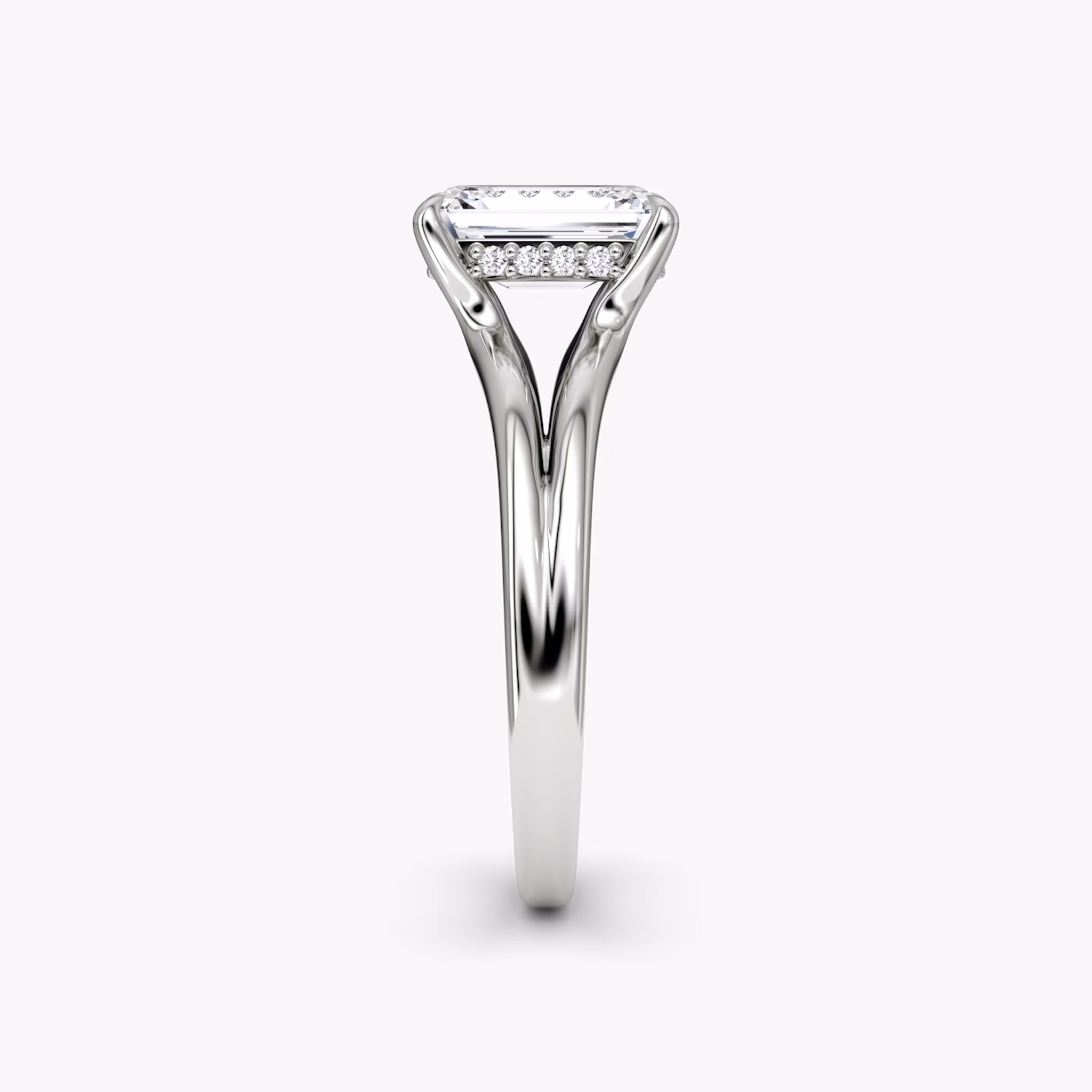 The Floating Split Band | Emerald | 18k | White Gold | bandAccent: Plain | diamondOrientation: vertical | caratWeight: other