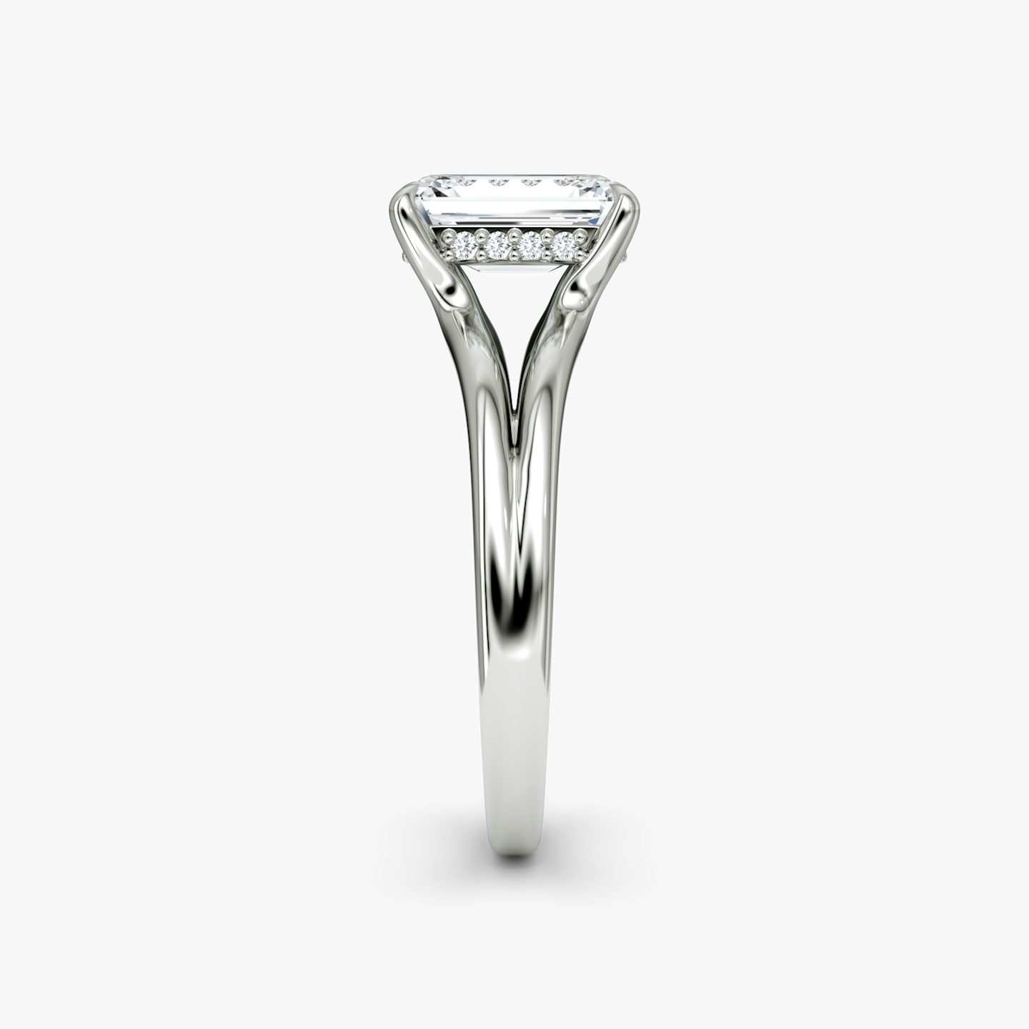 The Floating Split Band | Emerald | Platinum | bandAccent: Plain | diamondOrientation: vertical | caratWeight: other
