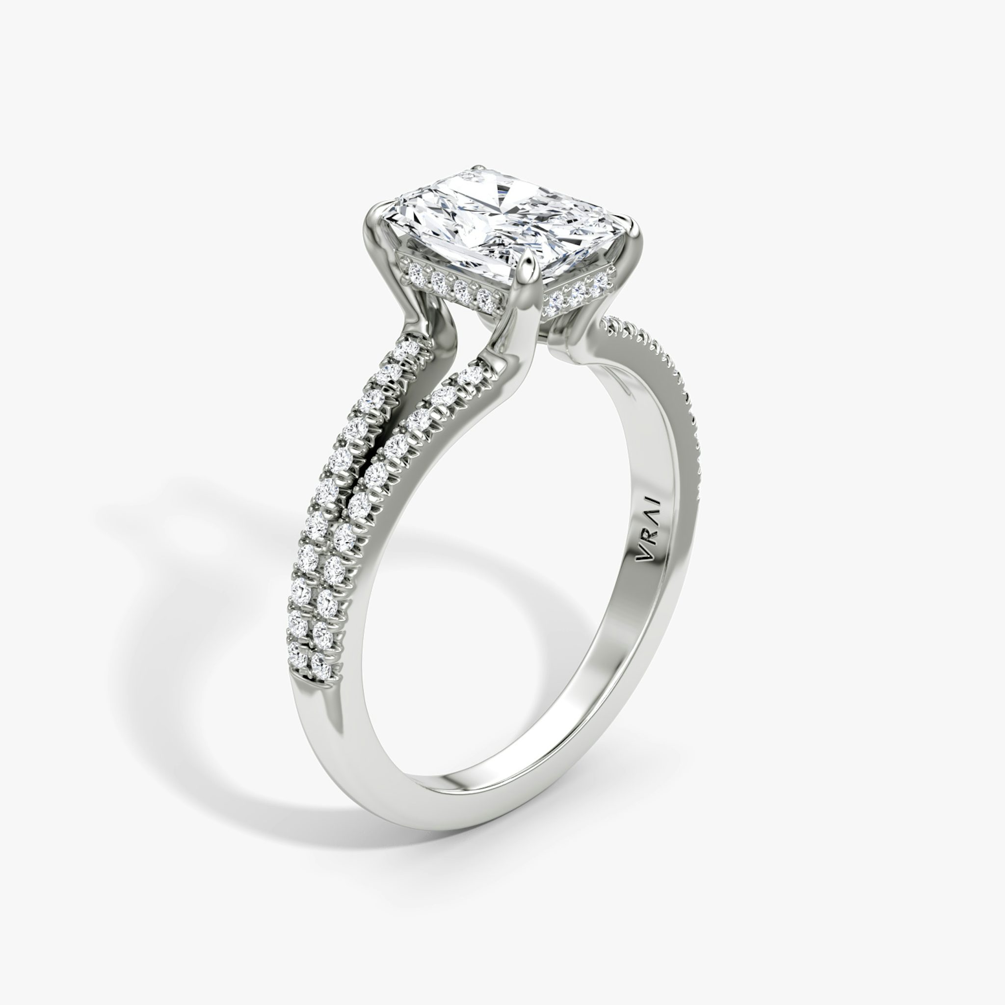 The Floating Split Band | Radiant | 18k | White Gold | bandAccent: Pavé | diamondOrientation: vertical | caratWeight: other
