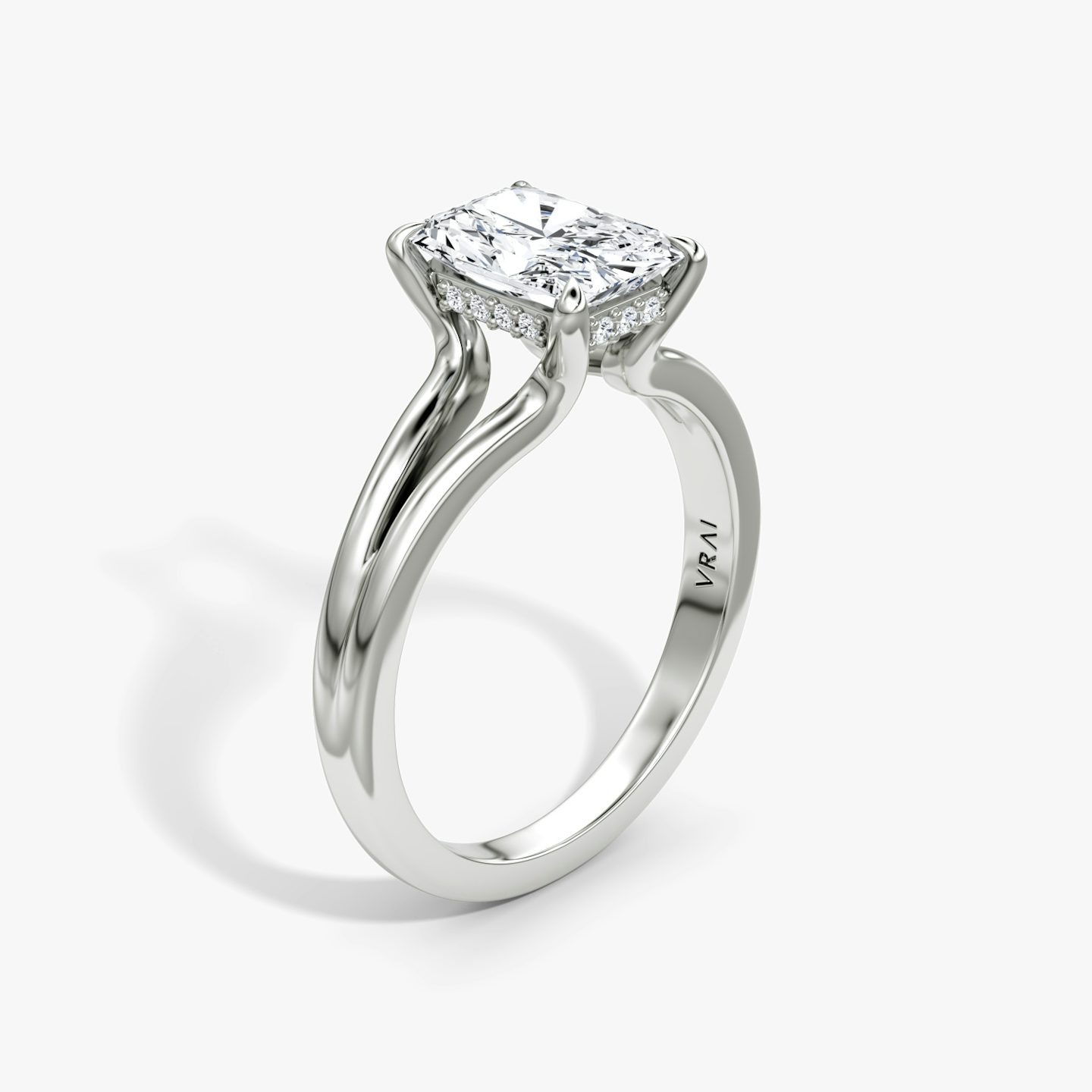 Anillo de compromiso Floating Split Band | Radiante | Platino | bandAccent: Simple | diamondOrientation: vertical | caratWeight: other