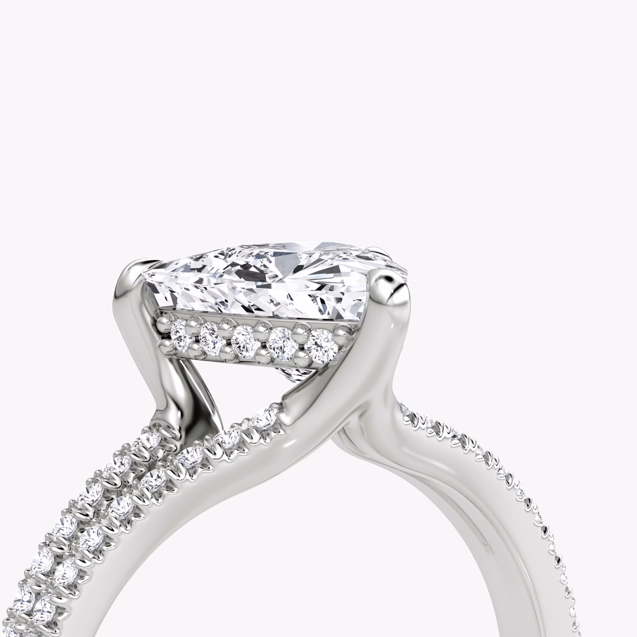 The Floating Split Band | Trillion | 18k | White Gold | bandAccent: Pavé | diamondOrientation: vertical | caratWeight: other