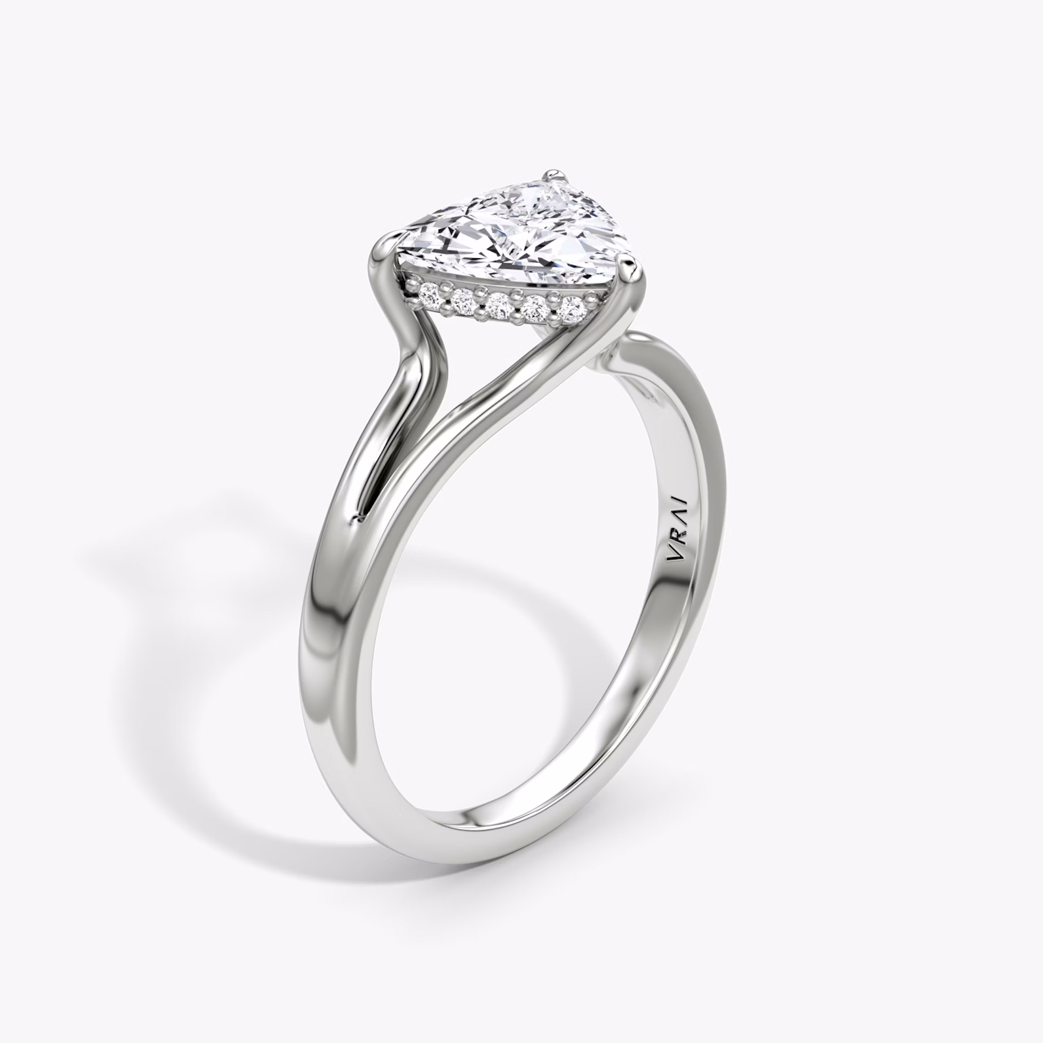 The Floating Split Band | Trillion | 18k | White Gold | bandAccent: Plain | diamondOrientation: vertical | caratWeight: other