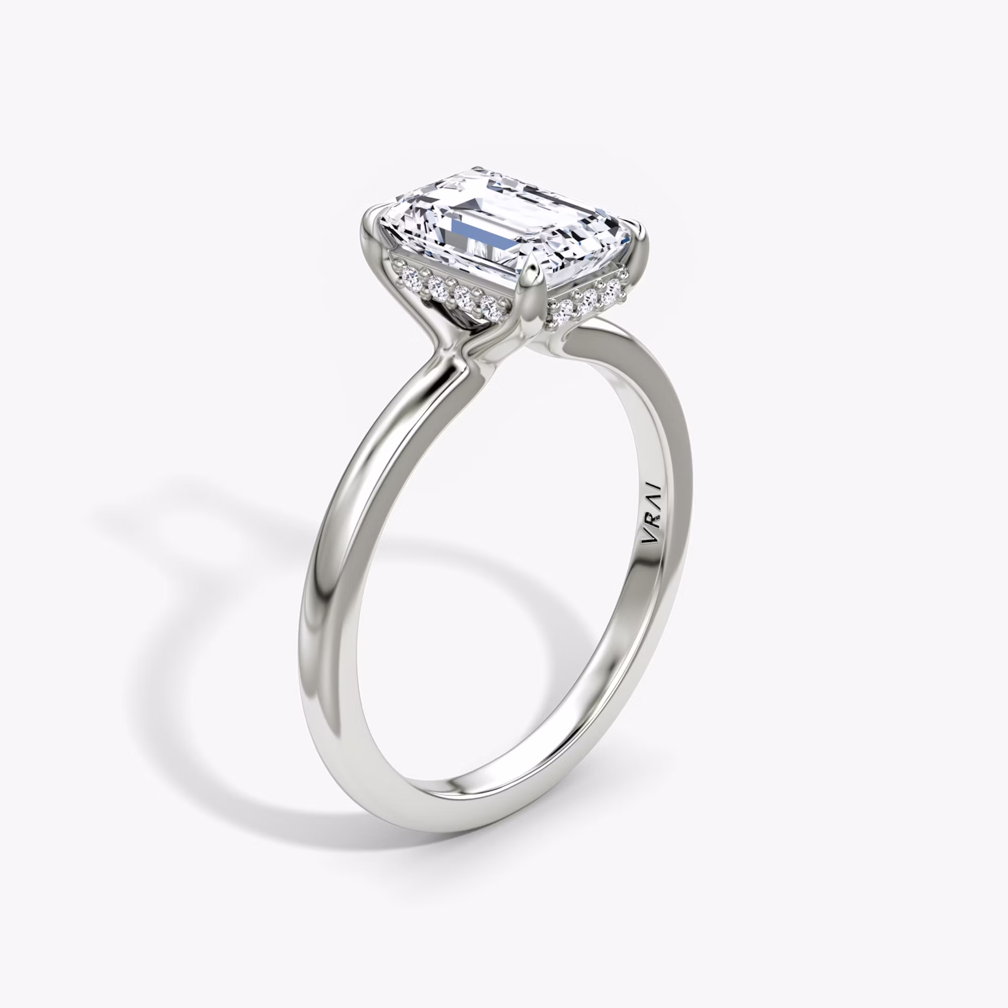 Floating Solitaire Emerald | Platinum
