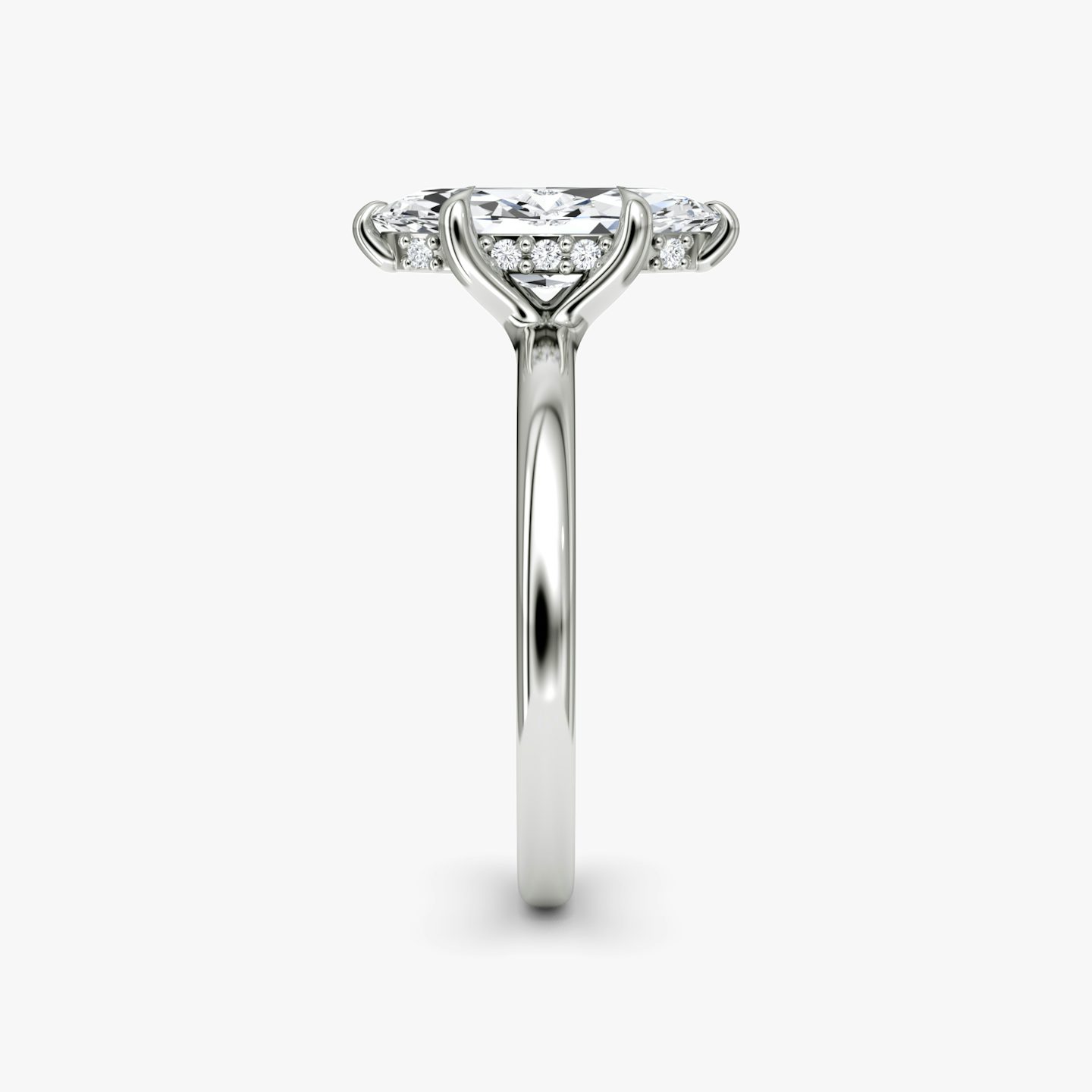 The Floating Solitaire | Marquise | 18k | White Gold | bandAccent: Plain | diamondOrientation: vertical | caratWeight: other